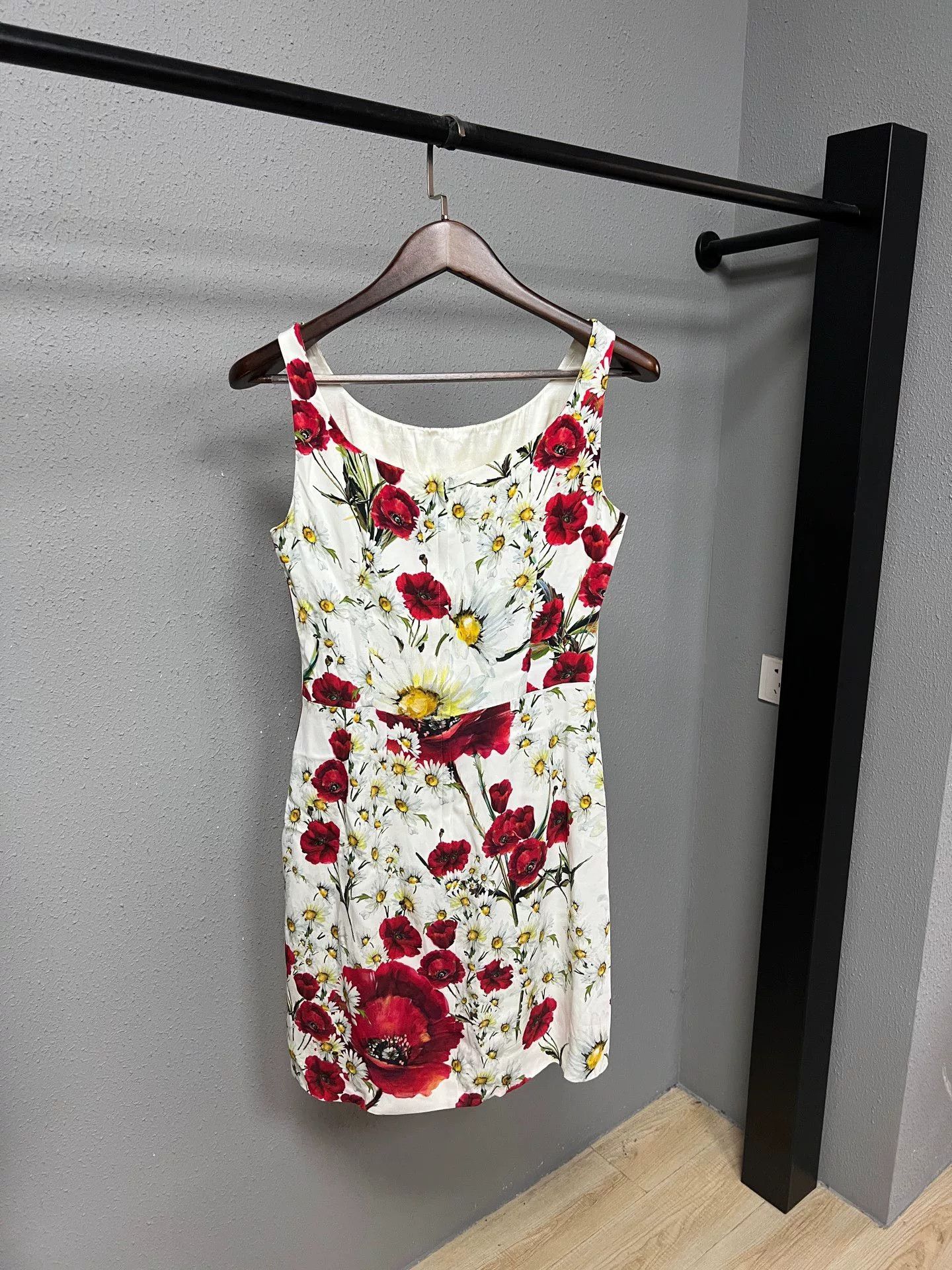 Dolce & Gabbana floral silk tank dress by D&G Size L / US 10 / IT 46 - 2 Thumbnail