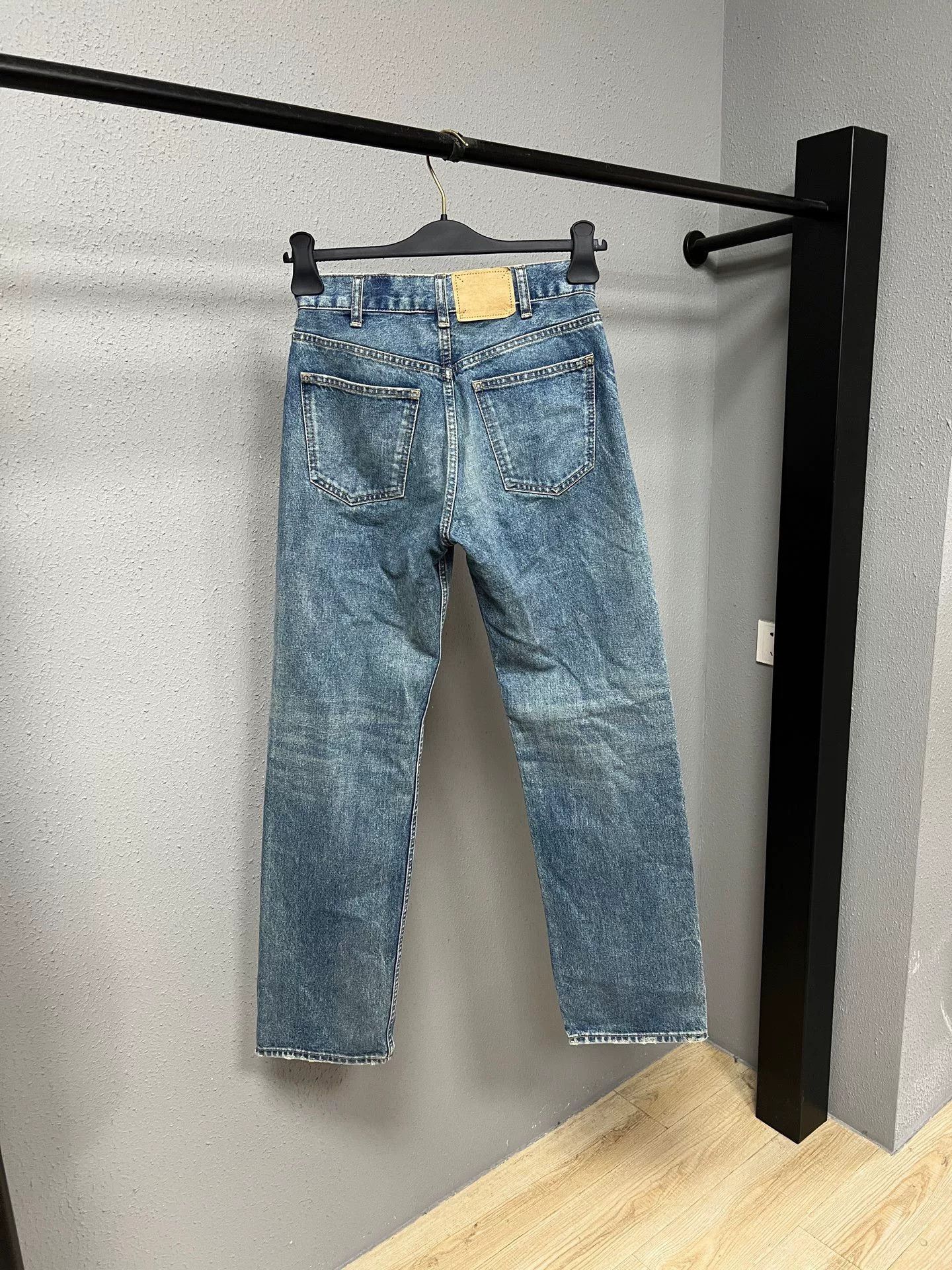 ANGEL CHEN Celie Washed Denim Jeans in Size 25 Size 25" / US 0 / IT 36 - 2 Thumbnail