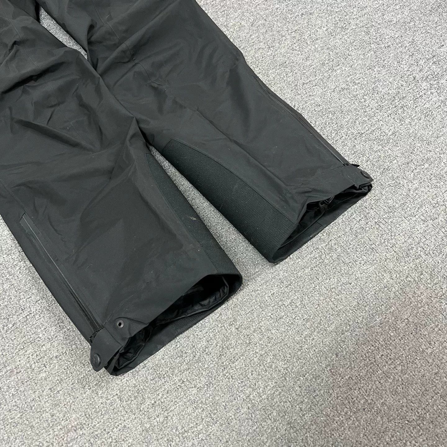 Arc'teryx Arcteryx Beta Ar Pant Black Long Pants Size US 32 / EU 48 - 3 Thumbnail