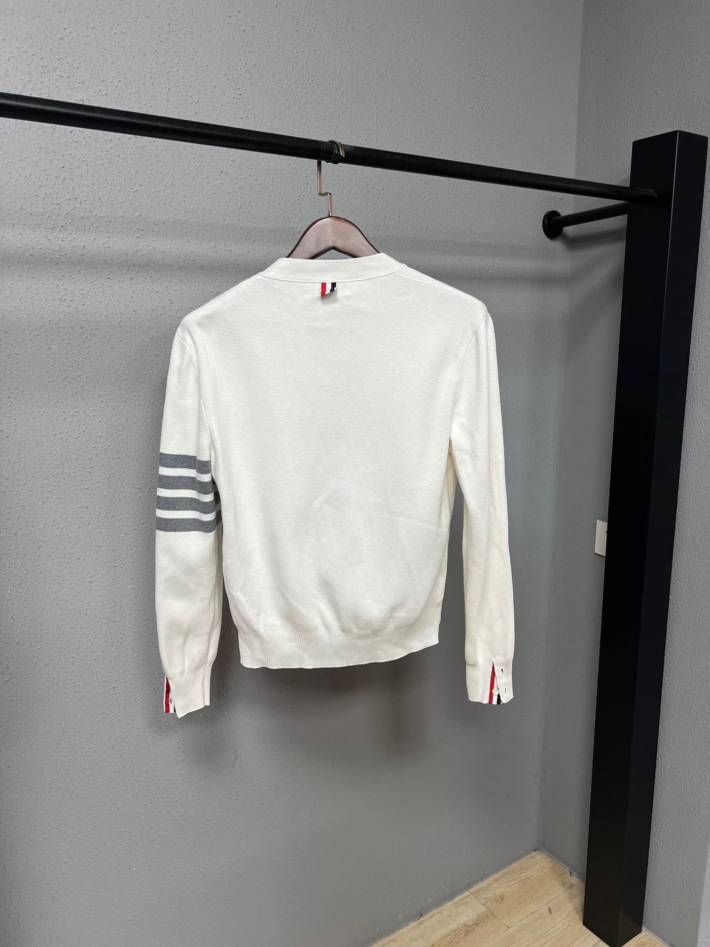 Thom Browne thom browne white gray striped cardigan Size US S / EU 44-46 / 1 - 2 Thumbnail