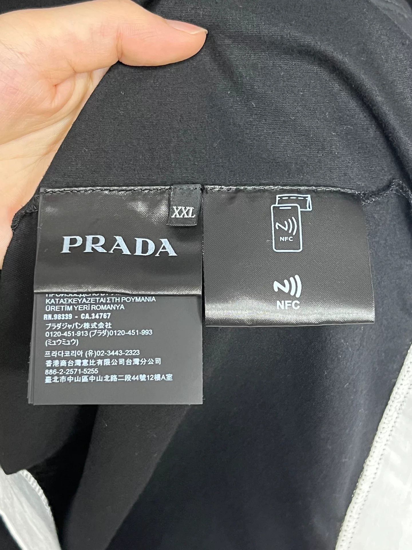Prada prada new short sleeve shirt in black Size US XXL / EU 58 / 5 - 4 Thumbnail