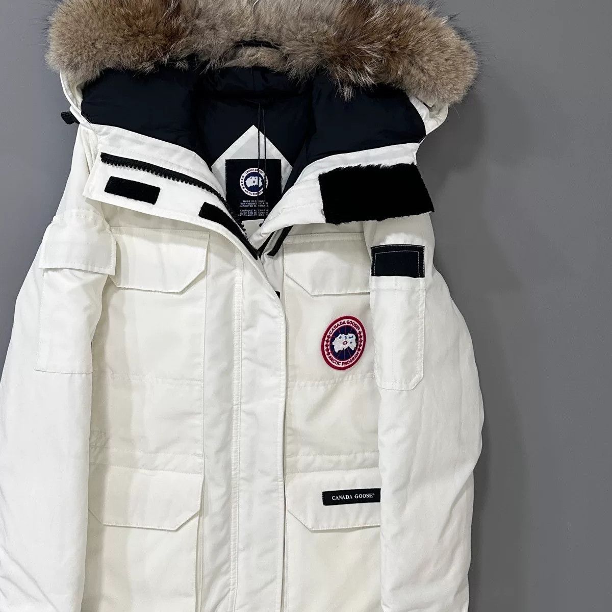 Canada Goose white canada goose down jacket Size US S / EU 44-46 / 1 - 2 Thumbnail