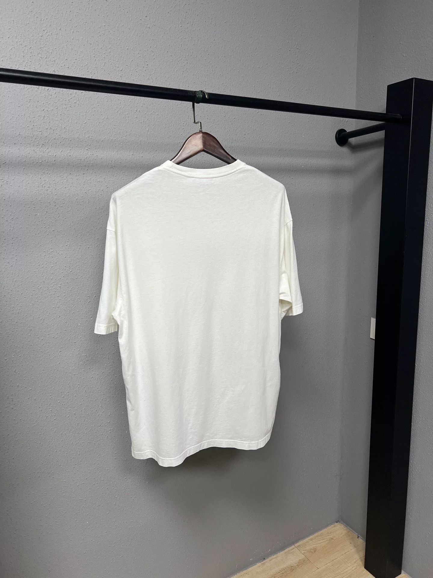 Balenciaga balenciaga color wheat short sleeve shirt Size US M / EU 48-50 / 2 - 2 Thumbnail