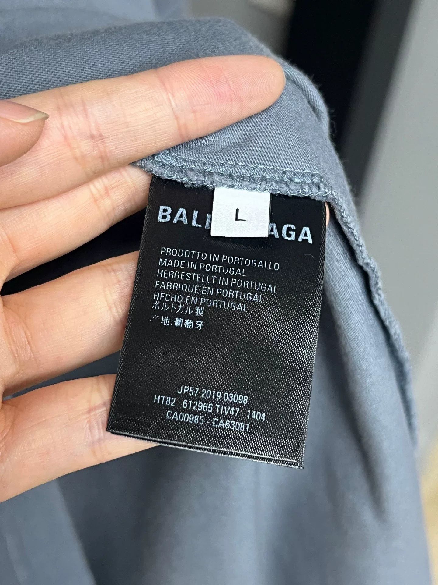 Balenciaga balenciaga misty blue short sleeve tee Size US L / EU 52-54 / 3 - 3 Thumbnail
