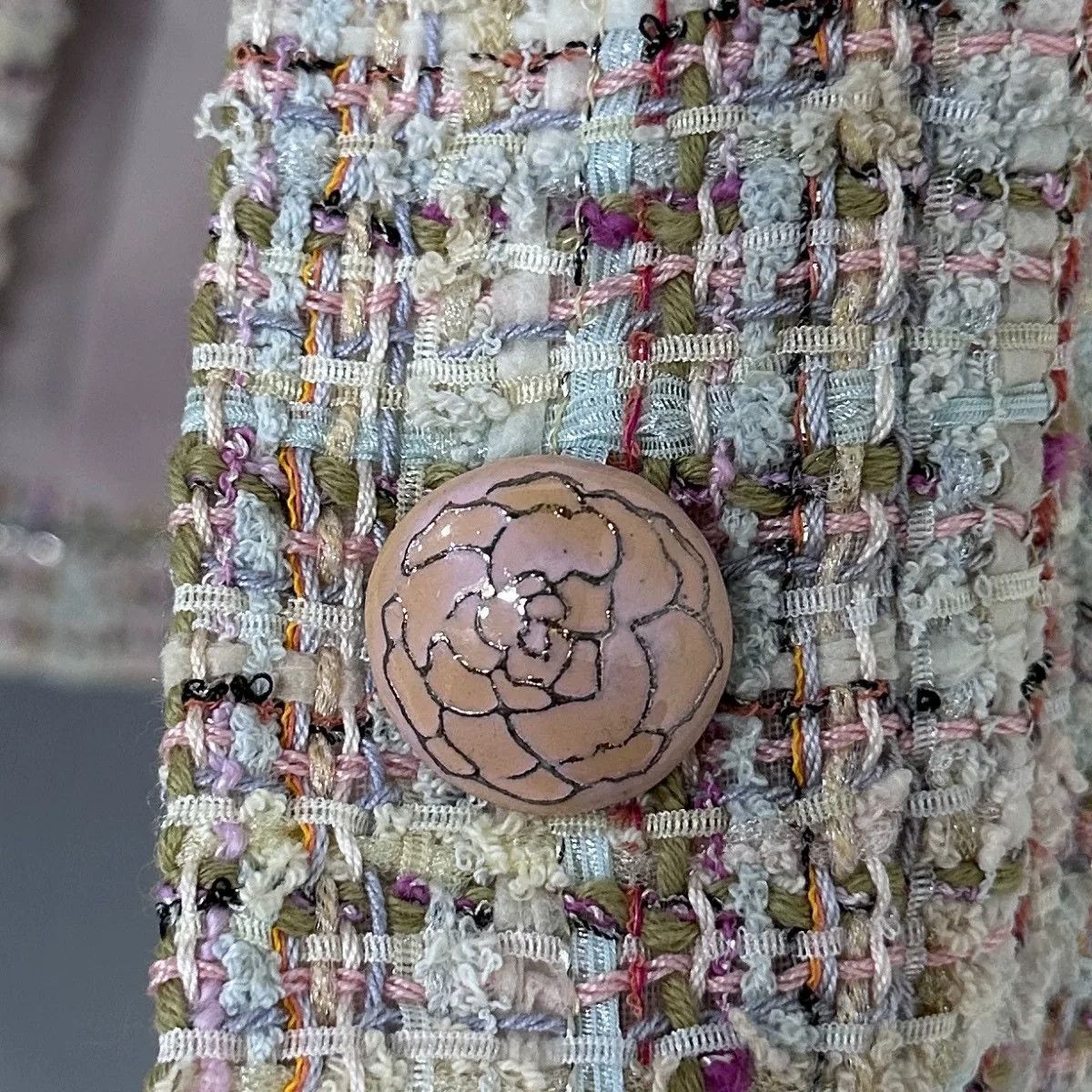 Chanel chanel versailles tweed jacket in beige Size L / US 10 / IT 46 - 4 Thumbnail