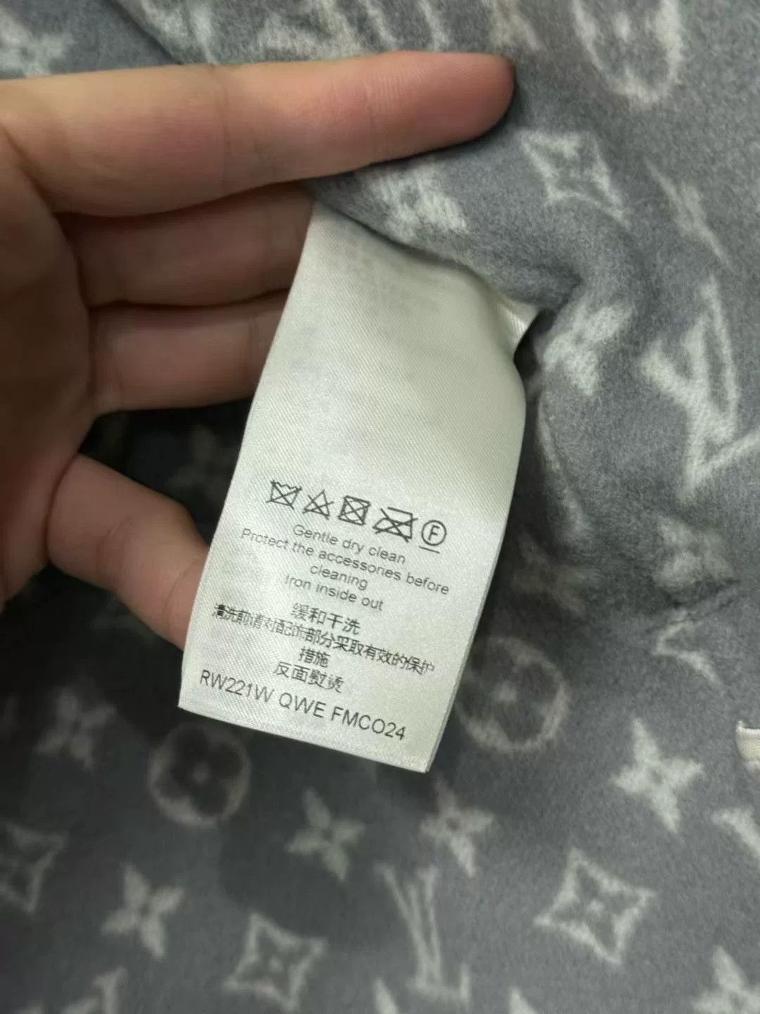 Louis Vuitton gray louis vuitton hooded coat Size S / US 4 / IT 40 - 6 Thumbnail