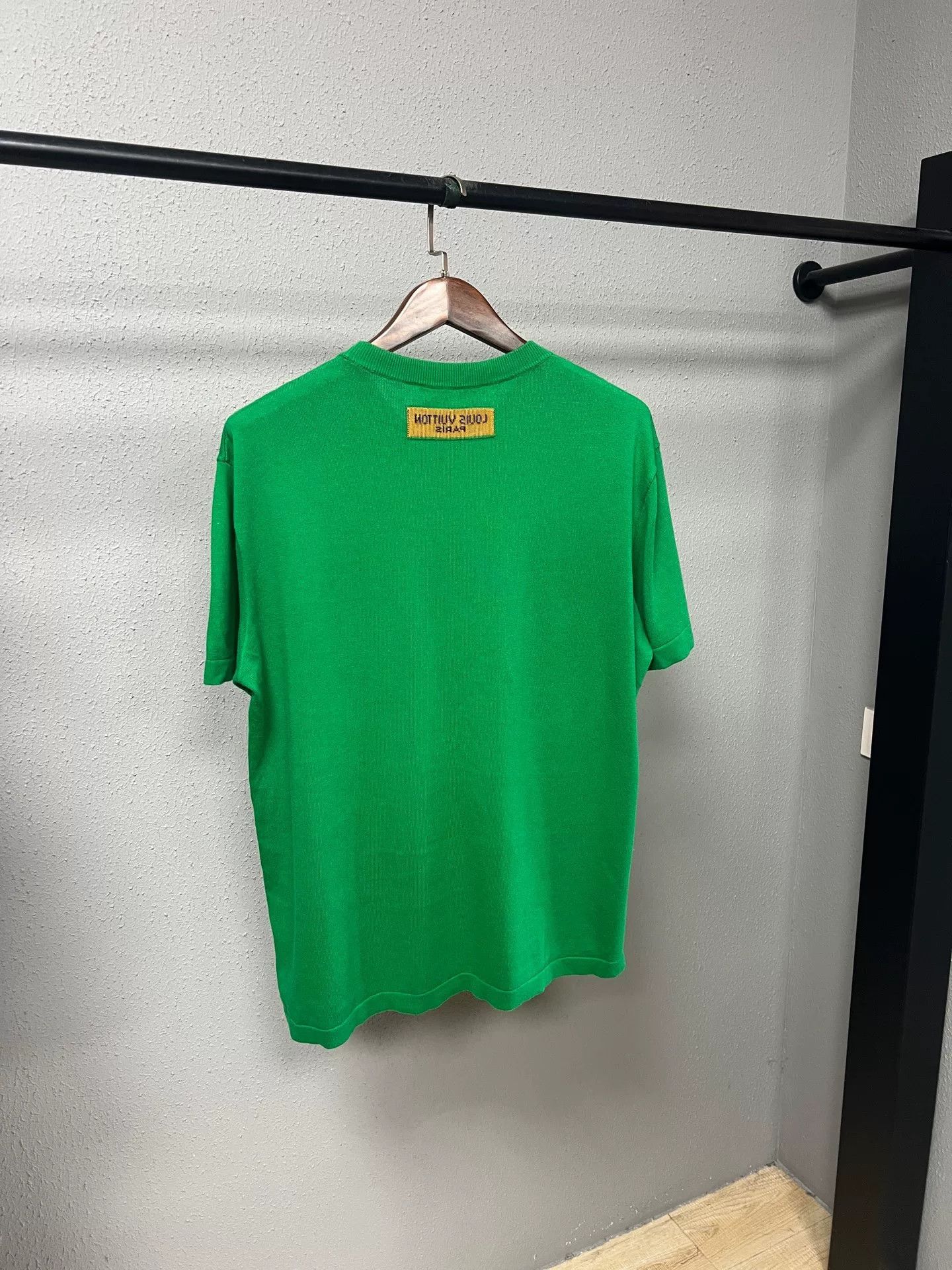Louis Vuitton louis vuitton green short sleeve t-shirt Size US L / EU 52-54 / 3 - 2 Thumbnail