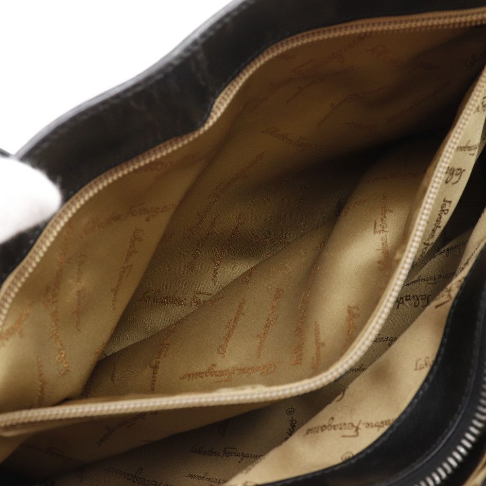 Salvatore Ferragamo Salvatore Ferragamo Salvatore Ferragamo Gancini Calf Tote Bag Leather Tote Bag DY-21 7814 DUTY FREE for USA Size ONE SIZE - 9 Thumbnail