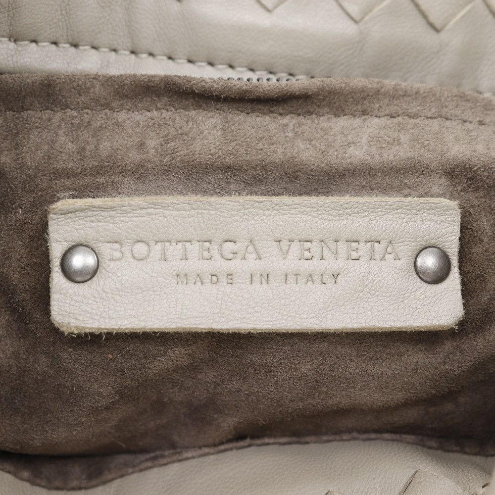 Bottega Veneta Bottega Veneta Bottega Veneta Intrecciato Lambskin Shoulder Bag Leather Shoulder Bag DUTY FREE for USA Size ONE SIZE - 18 Thumbnail
