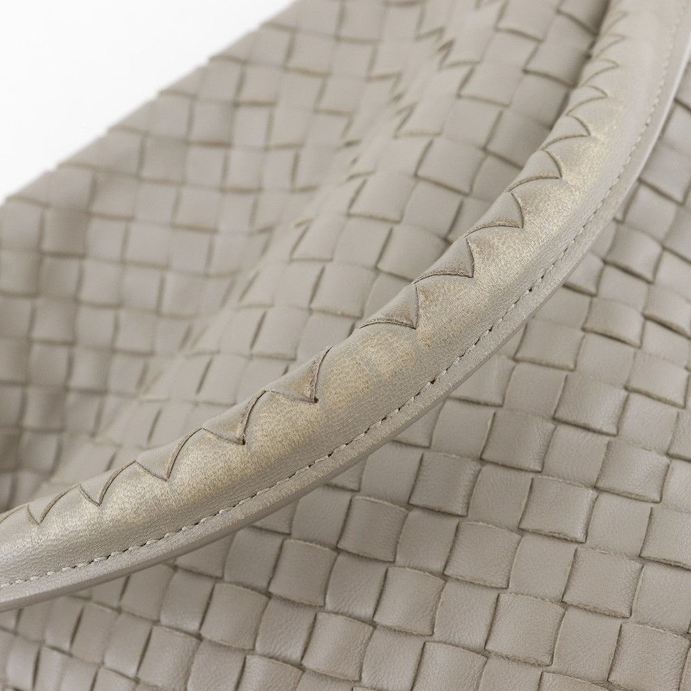 Bottega Veneta Bottega Veneta Bottega Veneta Intrecciato Lambskin Shoulder Bag Leather Shoulder Bag DUTY FREE for USA Size ONE SIZE - 13 Thumbnail