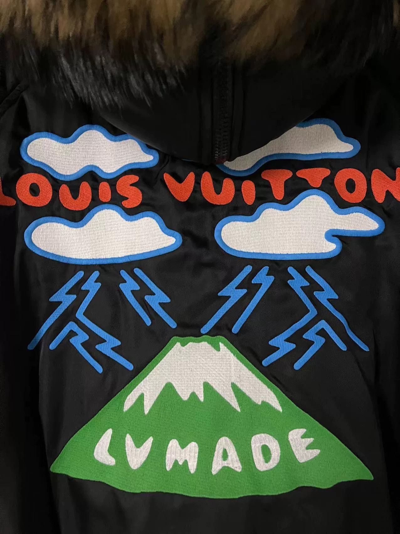 Nigo louis vuitton mountain graphic cotton jacket Size US L / EU 52-54 / 3 - 3 Thumbnail