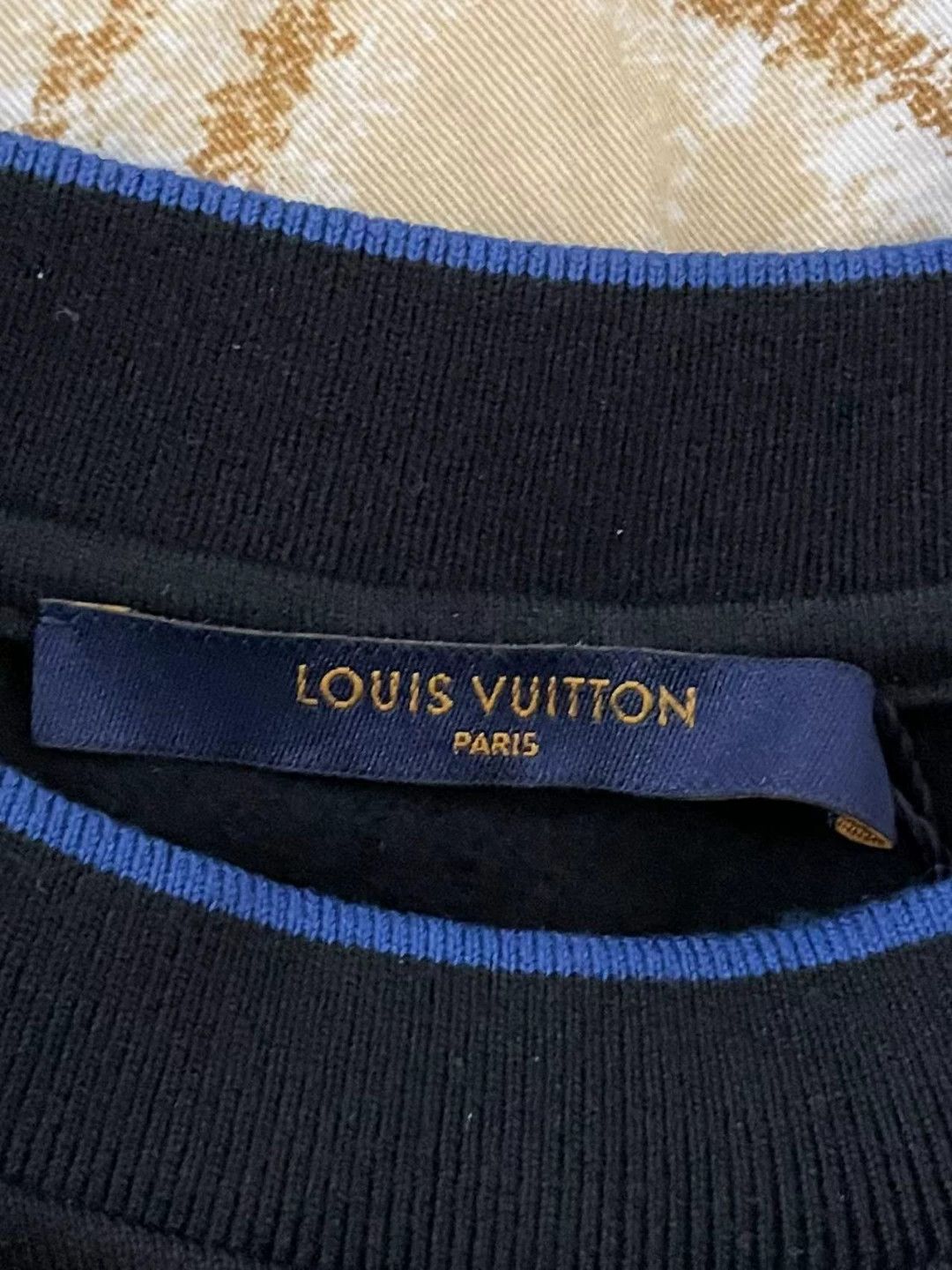 Louis Vuitton black lv logo sweatshirt Size XS / US 0-2 / IT 36-38 - 3 Thumbnail