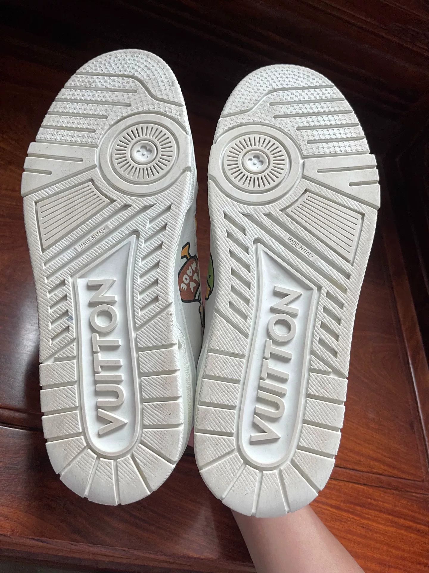 Louis Vuitton lv nigo duck sneakers in white Size US 7 / EU 40 - 4 Thumbnail