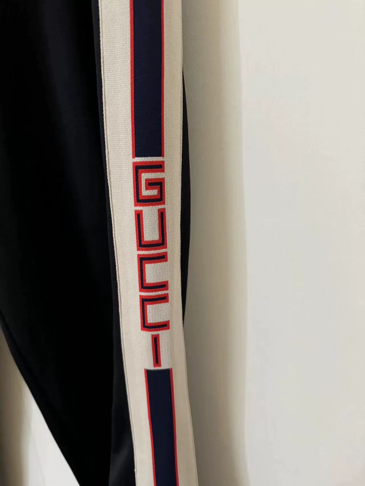 Gucci gucci side stripe track pants in black Size US 26 / EU 42 - 2 Thumbnail