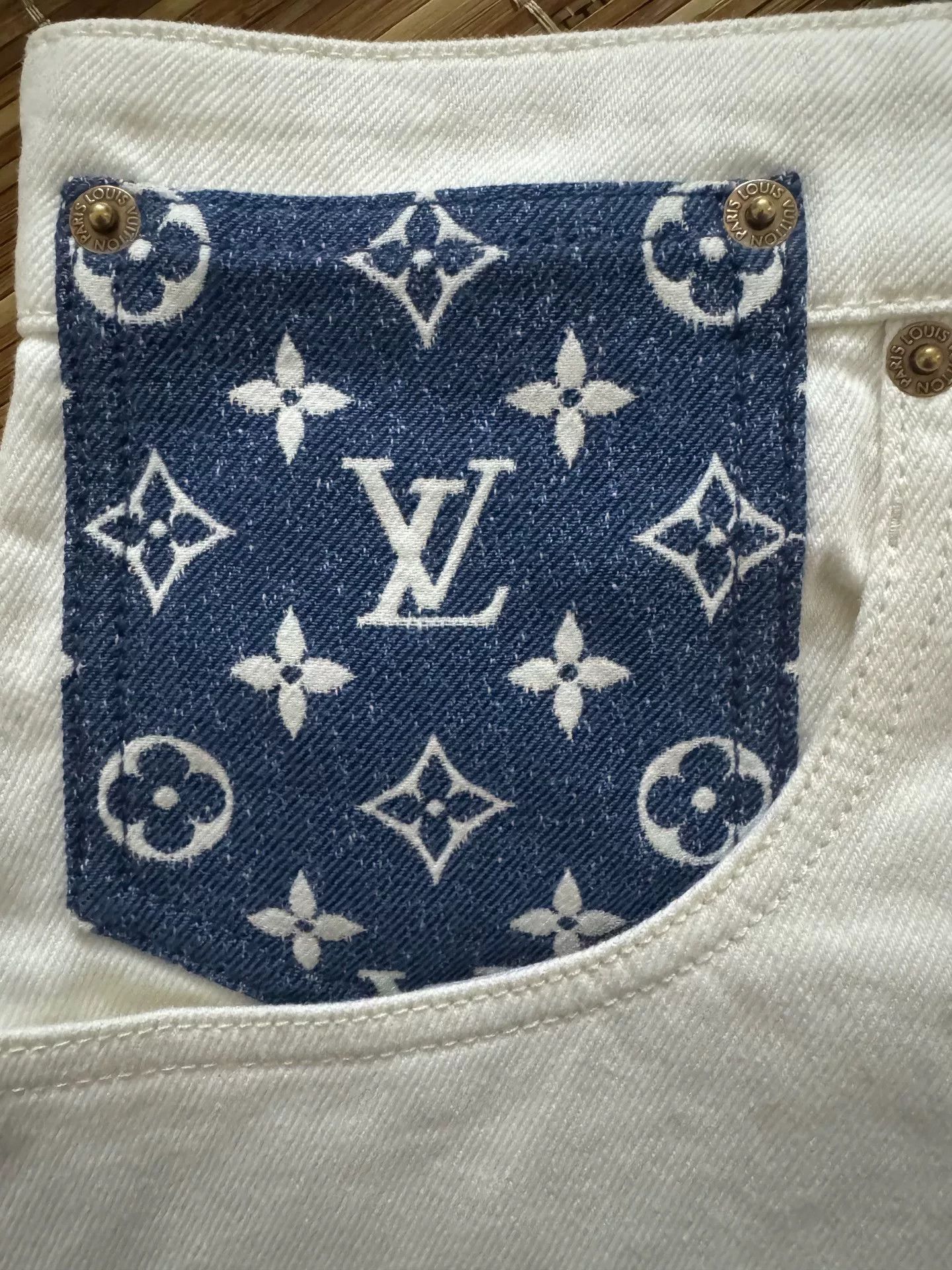 Louis Vuitton white logo pocket denim mini skirt Size 36" / US 14 / IT 50 - 5 Thumbnail