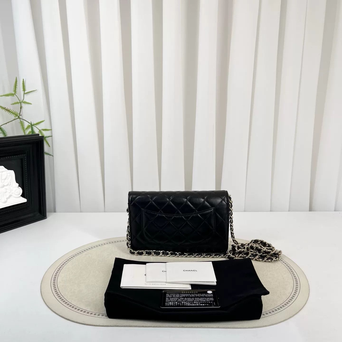 Chanel Pre-loved Bag Very good condition Size ONE SIZE - 2 Thumbnail
