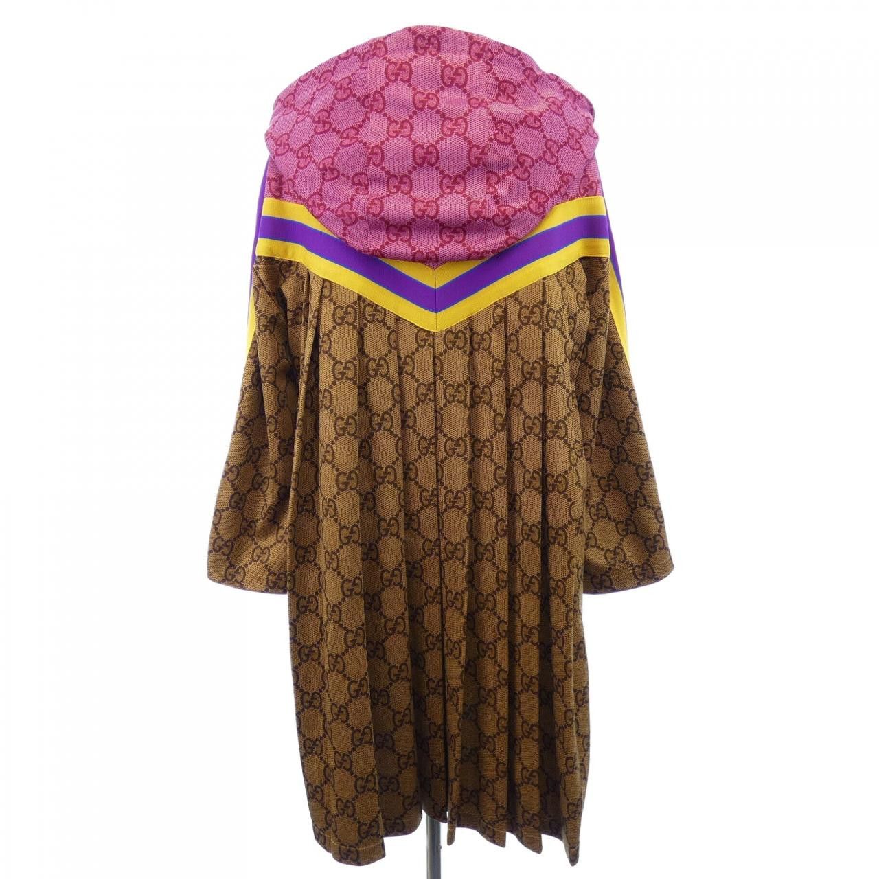 Gucci Gucci Gucci GG Pattern Coat Others Outerwear 550596-XJADG DUTY FREE for USA Size ONE SIZE - 2 Thumbnail