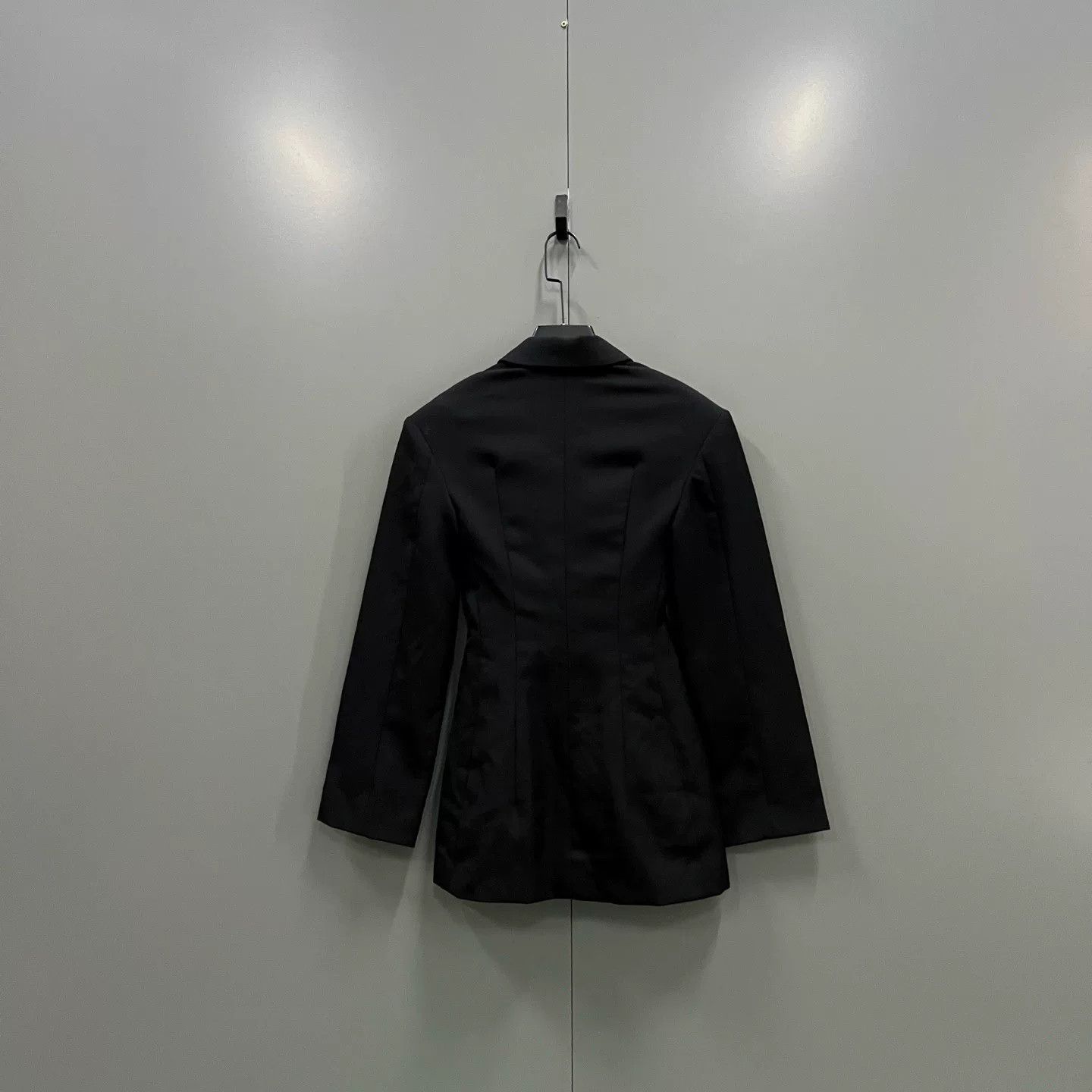 Jacquemus black cutout fitted blazer by Jacquemus Size XS / US 0-2 / IT 36-38 - 2 Thumbnail