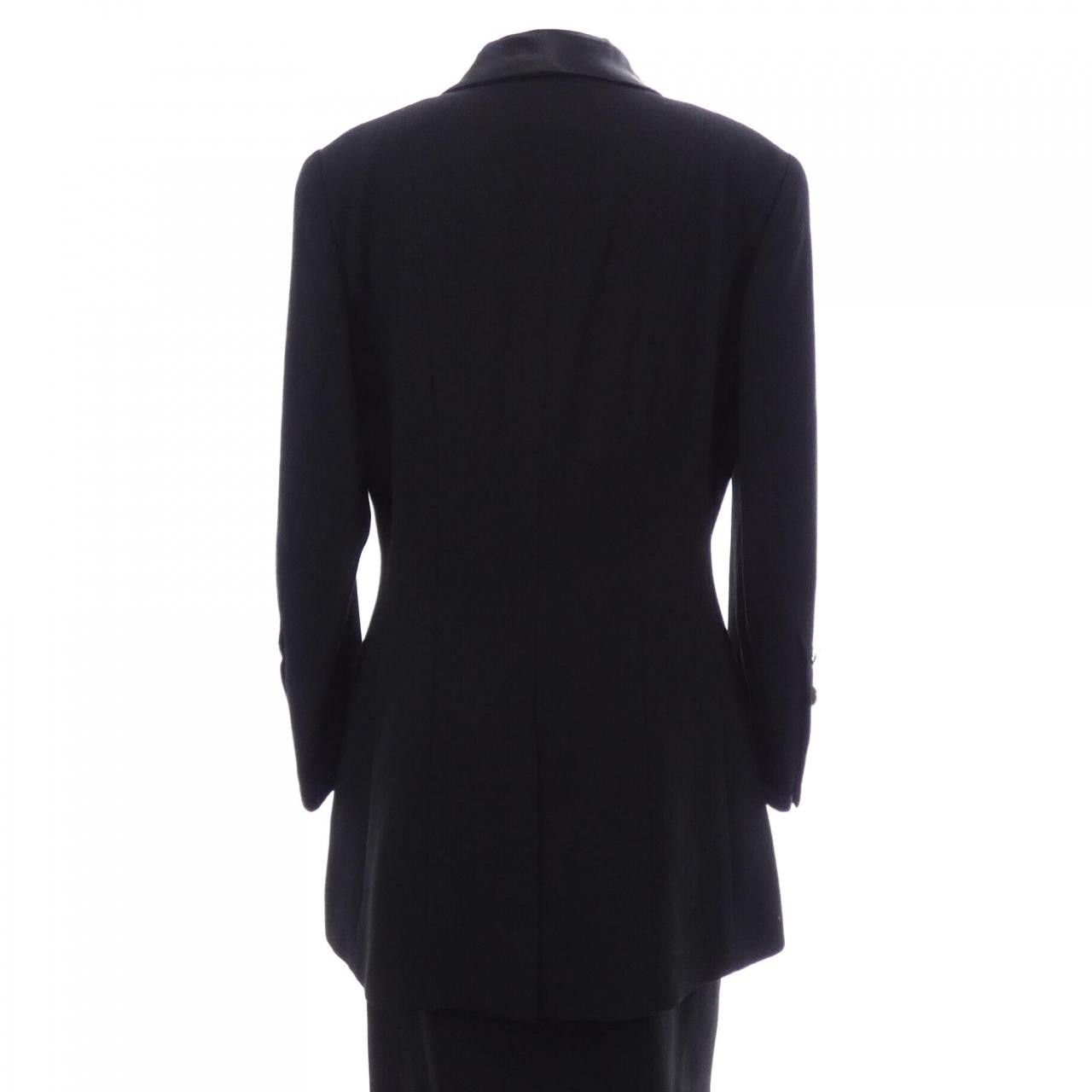 Chanel Chanel Chanel Suit Set Others Suits DUTY FREE for USA Size ONE SIZE - 2 Thumbnail