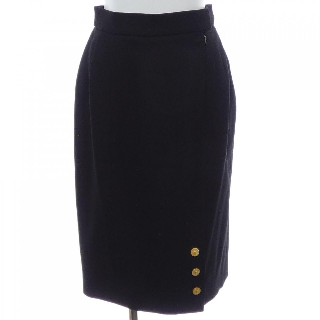 Chanel Chanel Chanel Suit Set Others Suits DUTY FREE for USA Size ONE SIZE - 6 Thumbnail