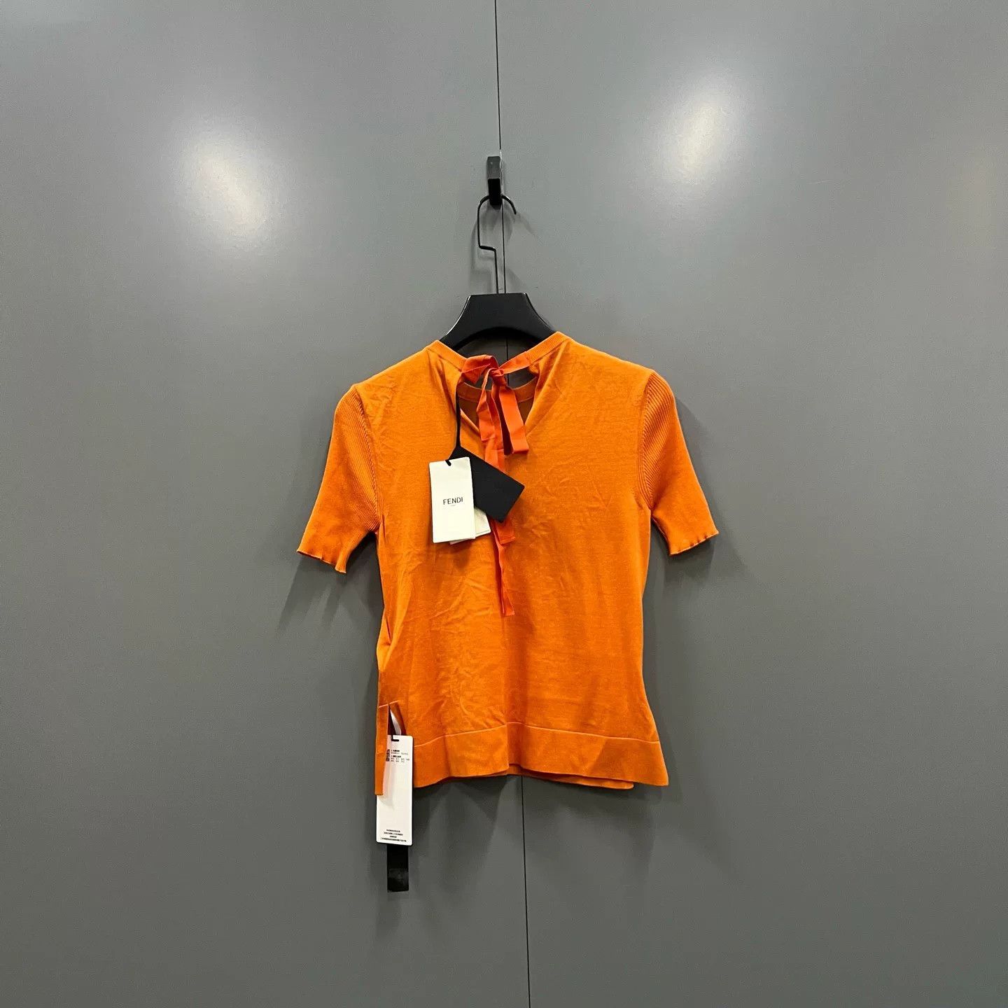 Fendi orange embroidered short sleeve sweater Size M / US 6-8 / IT 42-44 - 2 Thumbnail