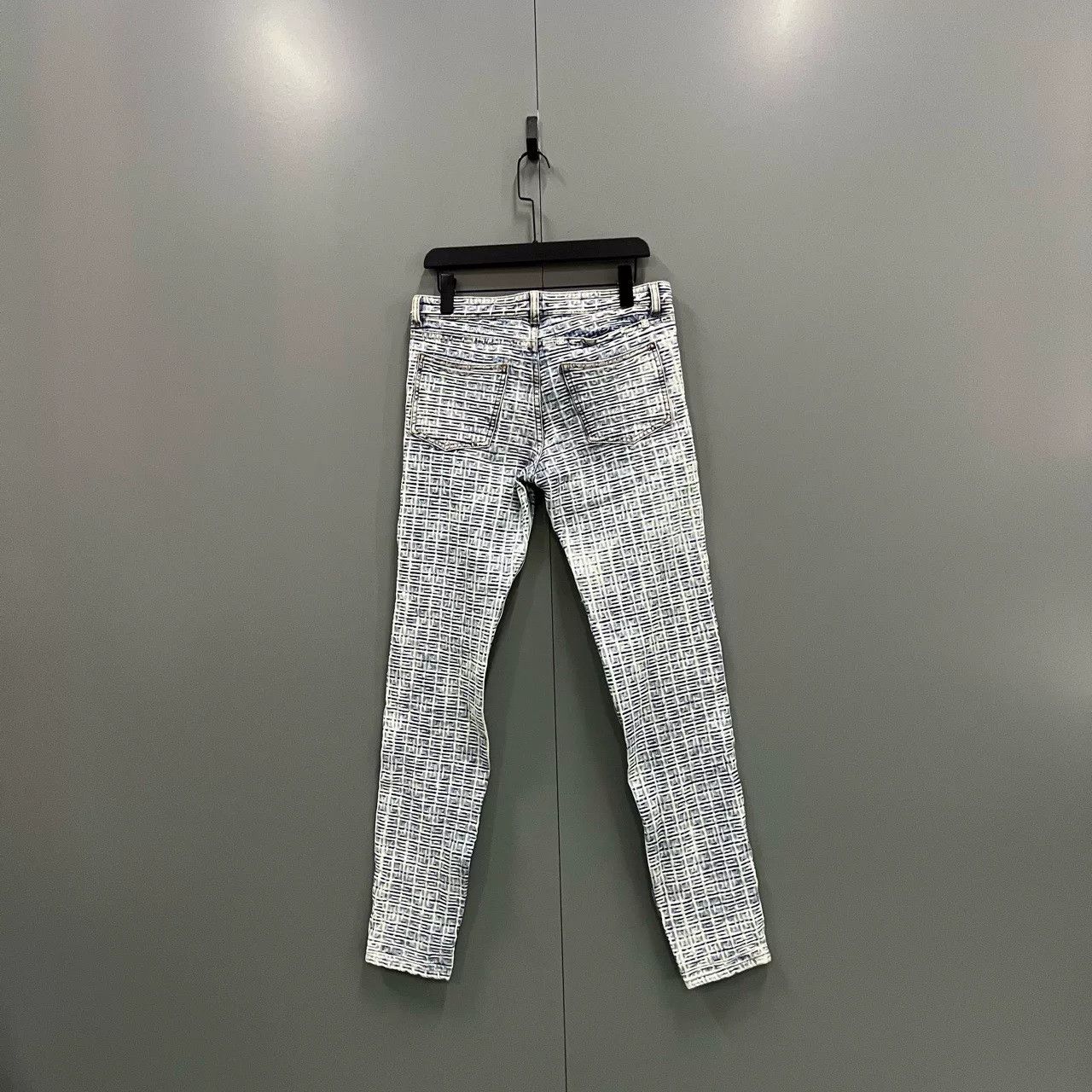 Givenchy Givenchy 4G Bleached Slim Jeans Size 31 Size US 31 - 2 Thumbnail