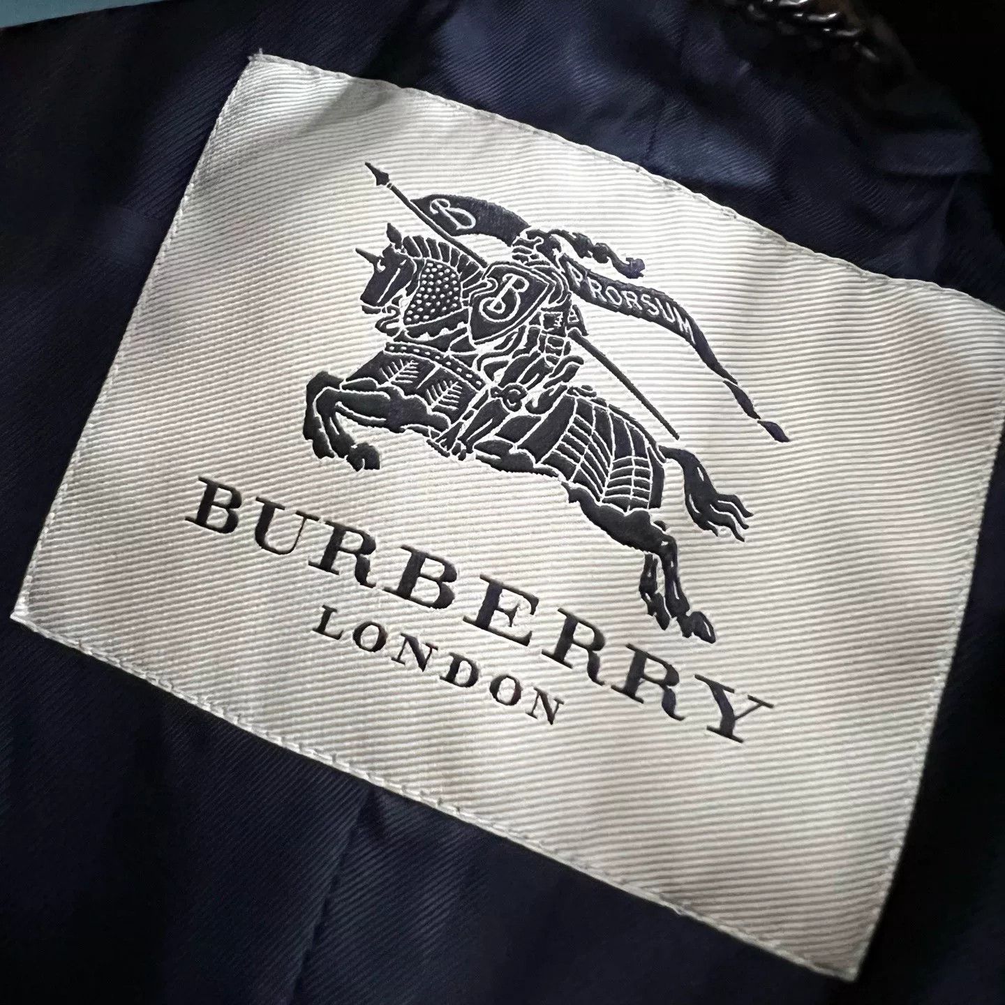Burberry burberry solid coat with fur collar Size XL / US 12-14 / IT 48-50 - 4 Thumbnail