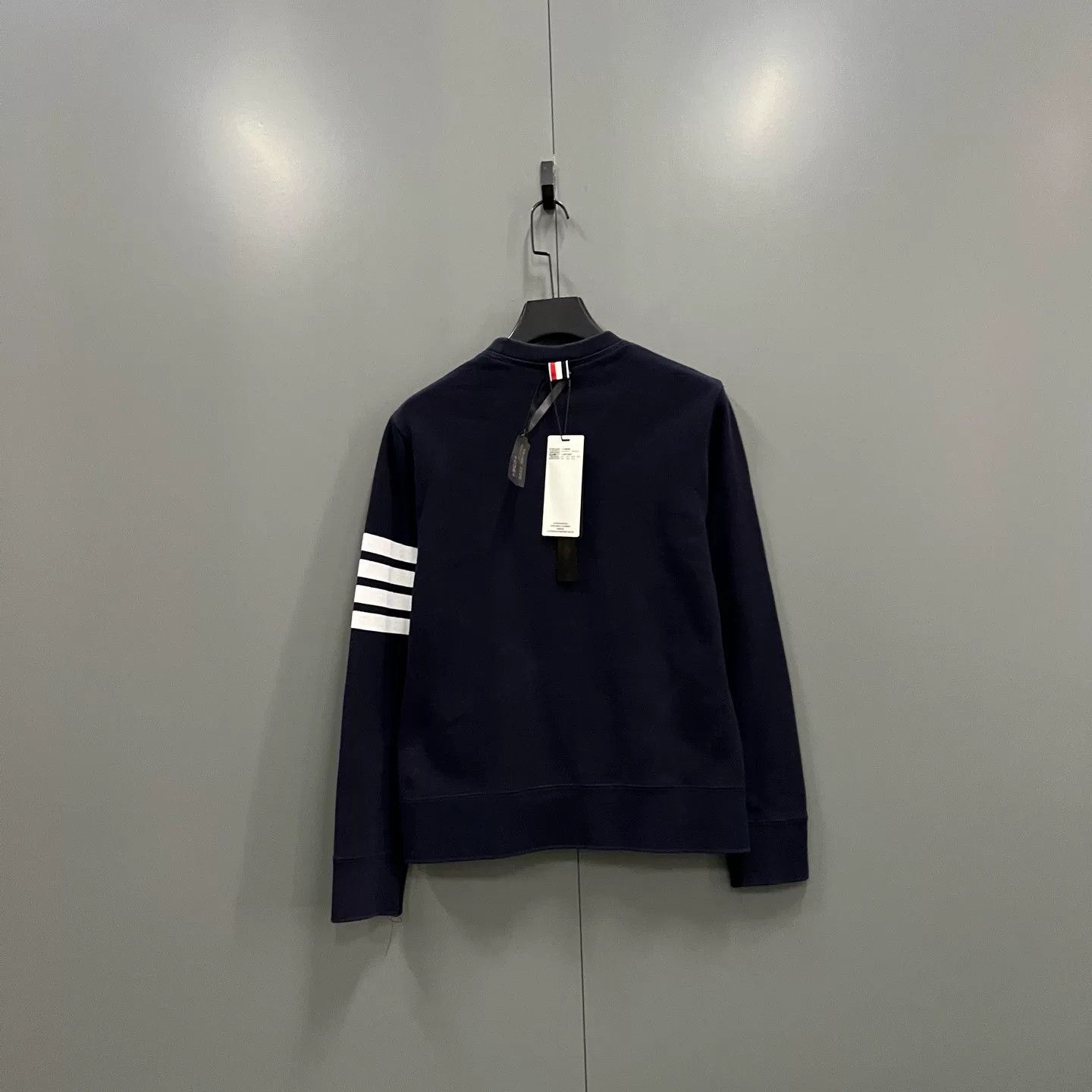 Thom Browne thom browne navy sweatshirt with stripes Size US M / EU 48-50 / 2 - 3 Thumbnail