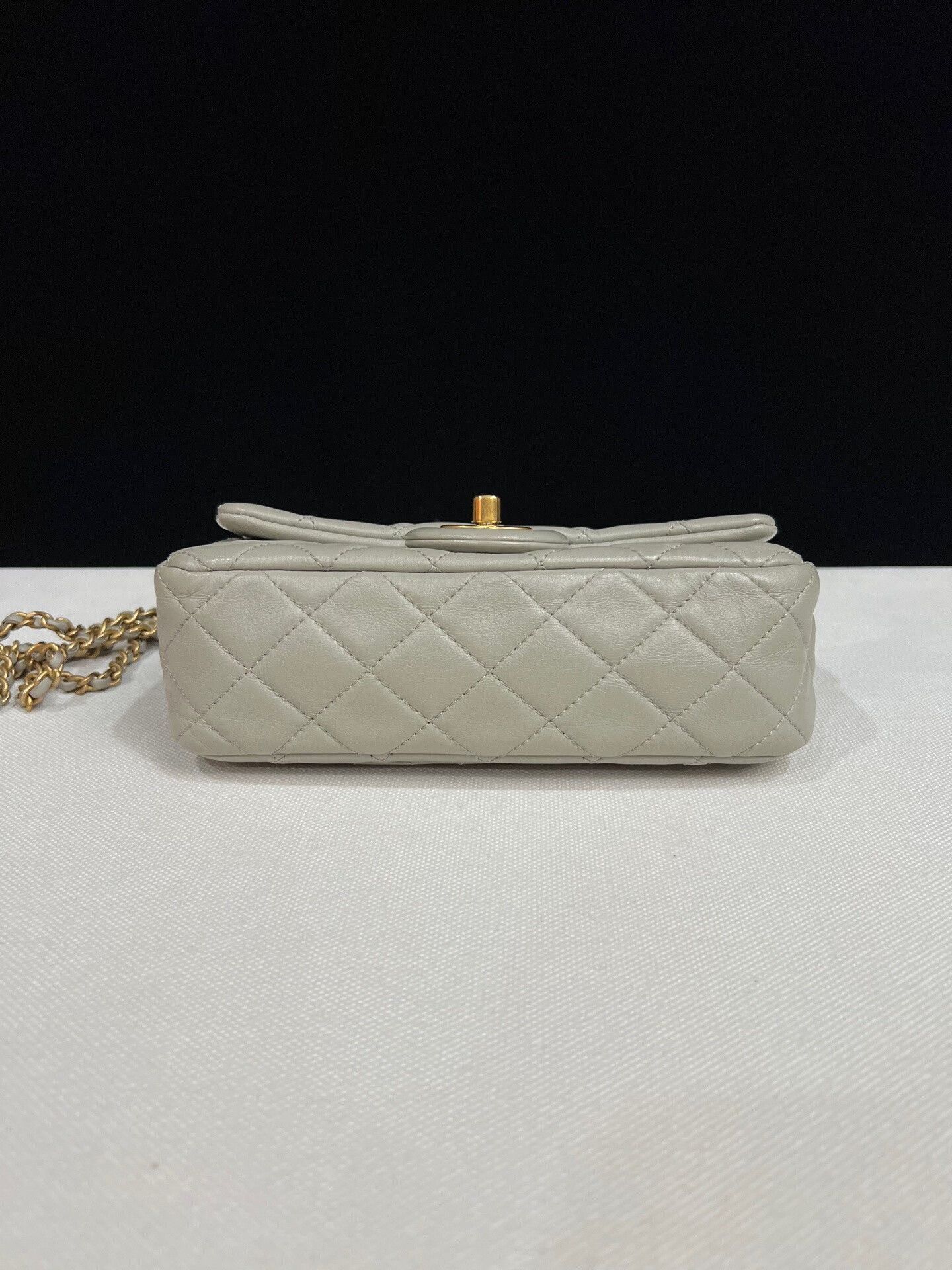 Chanel Pre-loved Bag Very good condition Size ONE SIZE - 5 Thumbnail