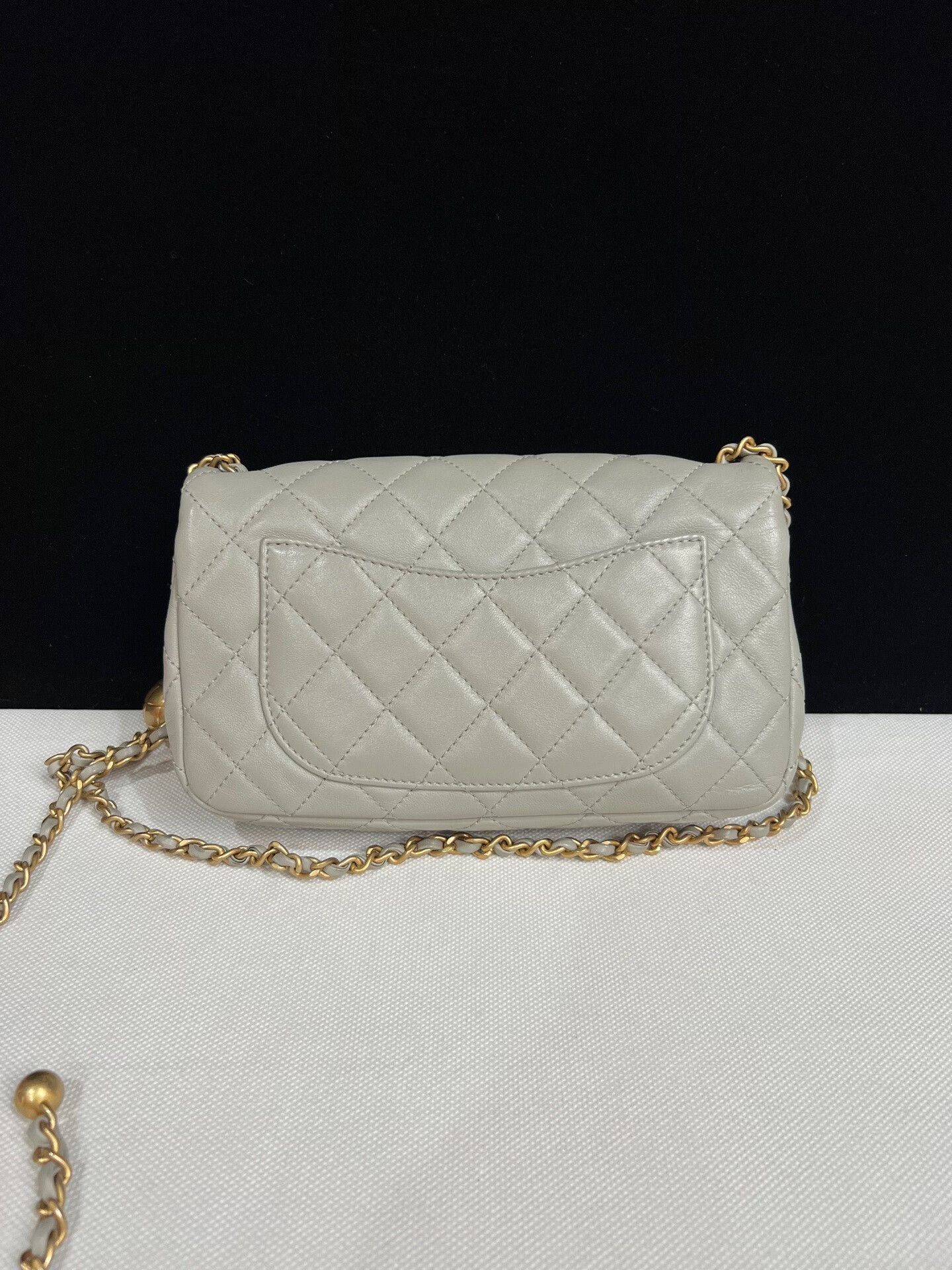 Chanel Pre-loved Bag Very good condition Size ONE SIZE - 2 Thumbnail