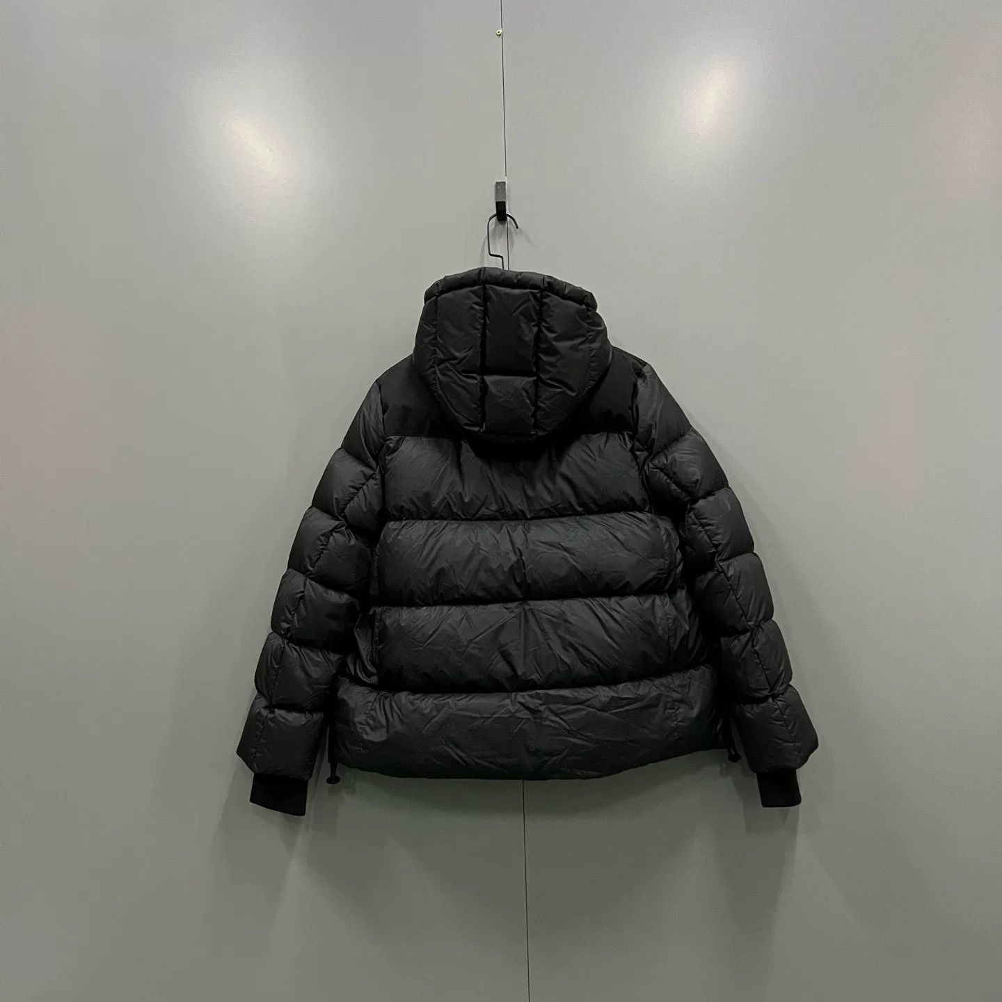 Burberry burberry black logo puffer jacket xl Size US XL / EU 56 / 4 - 2 Thumbnail