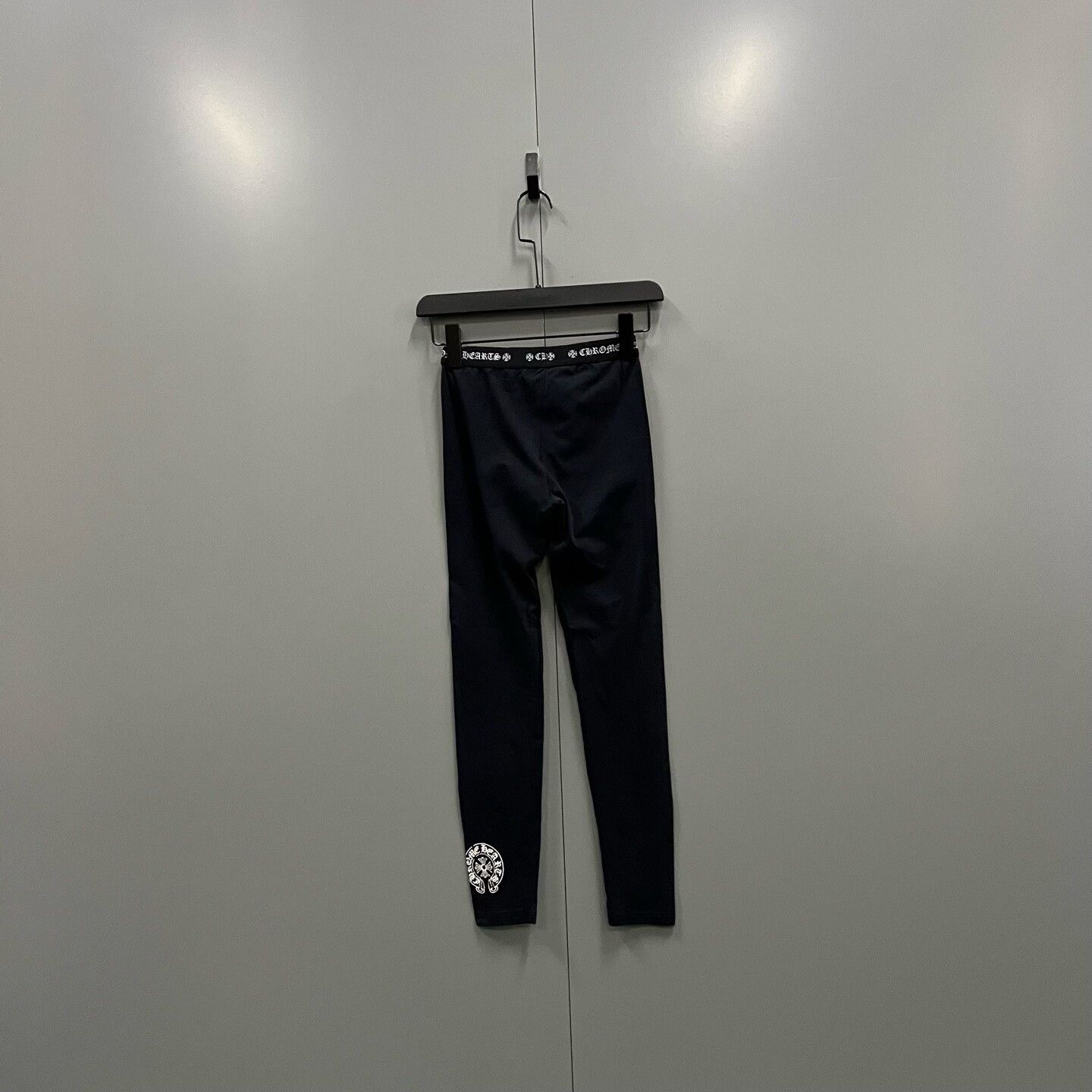Chrome Hearts chrome hearts logo leggings in black Size 24" / US 00 / IT 34 - 2 Thumbnail