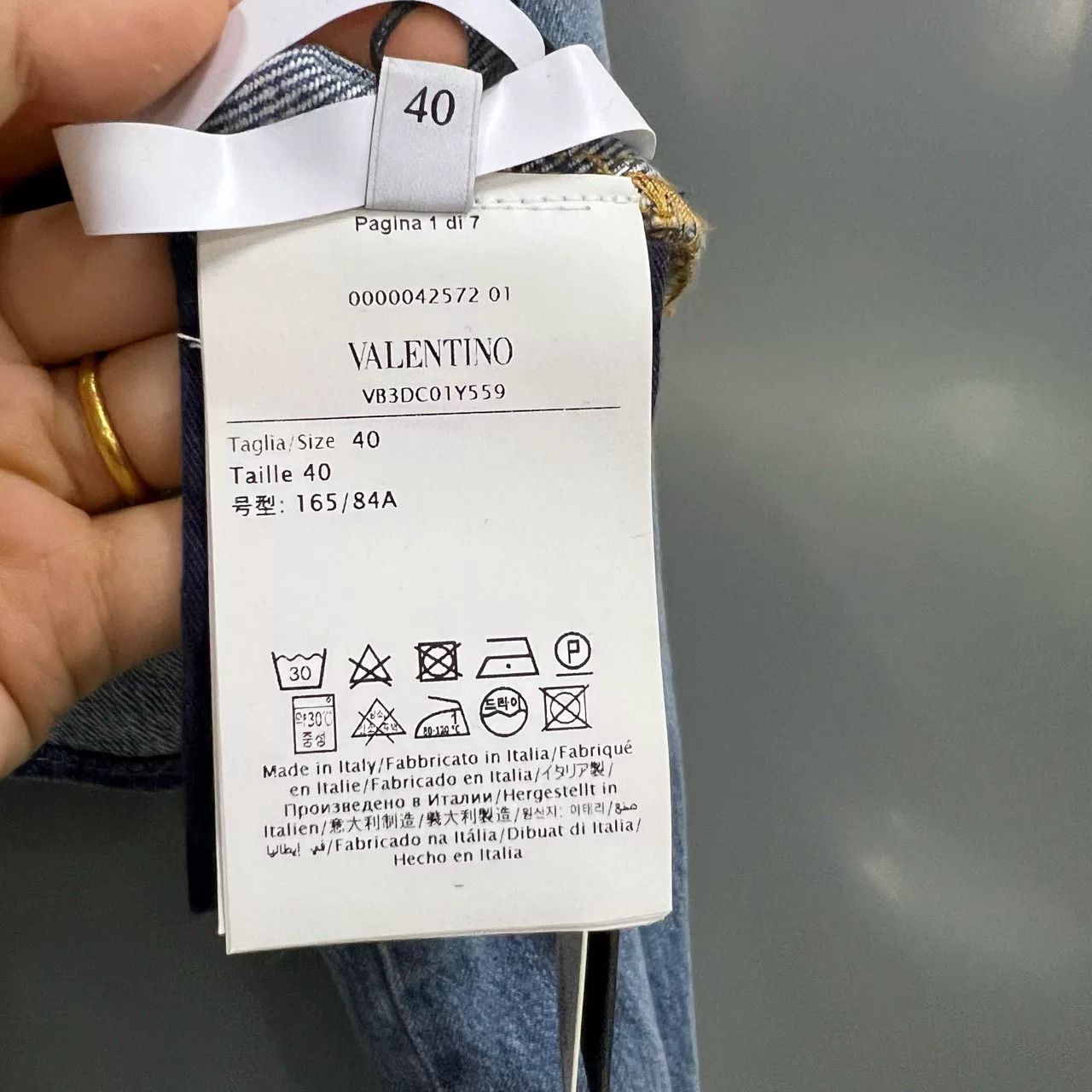 Valentino valentino denim cropped jacket Size M / US 6-8 / IT 42-44 - 4 Thumbnail
