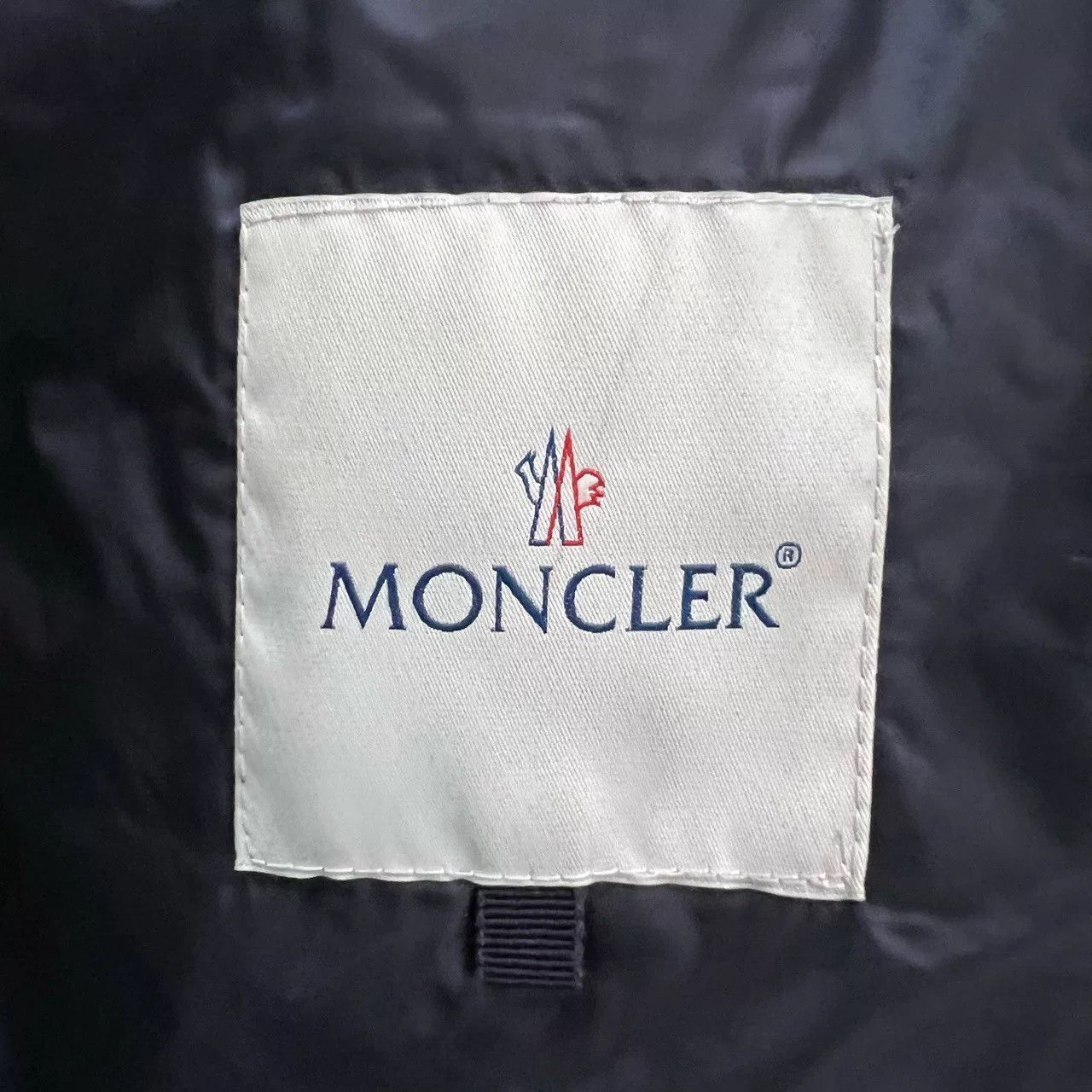 Moncler moncler embroidered down vest sleeveless gray Size US XXS / EU 40 - 3 Thumbnail