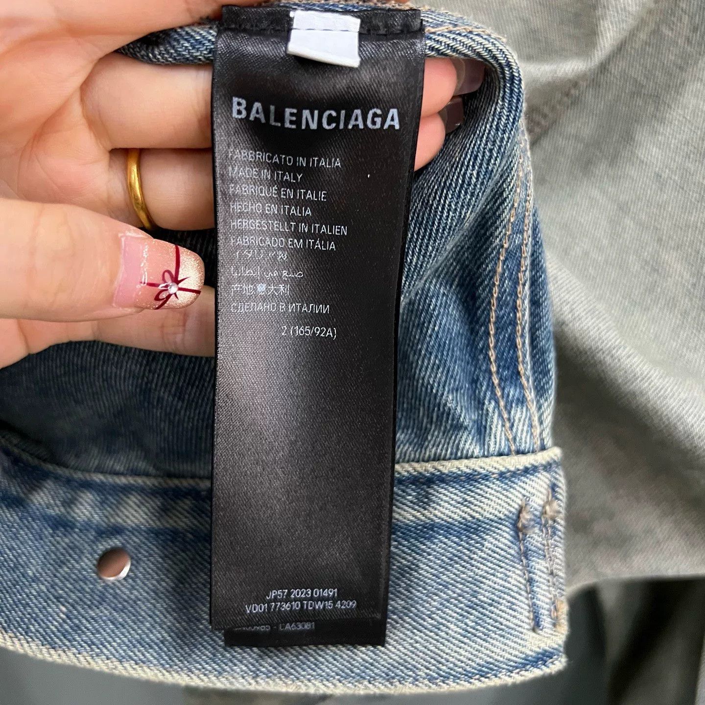 Balenciaga balenciaga distressed logo denim jacket size 2 Size US S / EU 44-46 / 1 - 3 Thumbnail