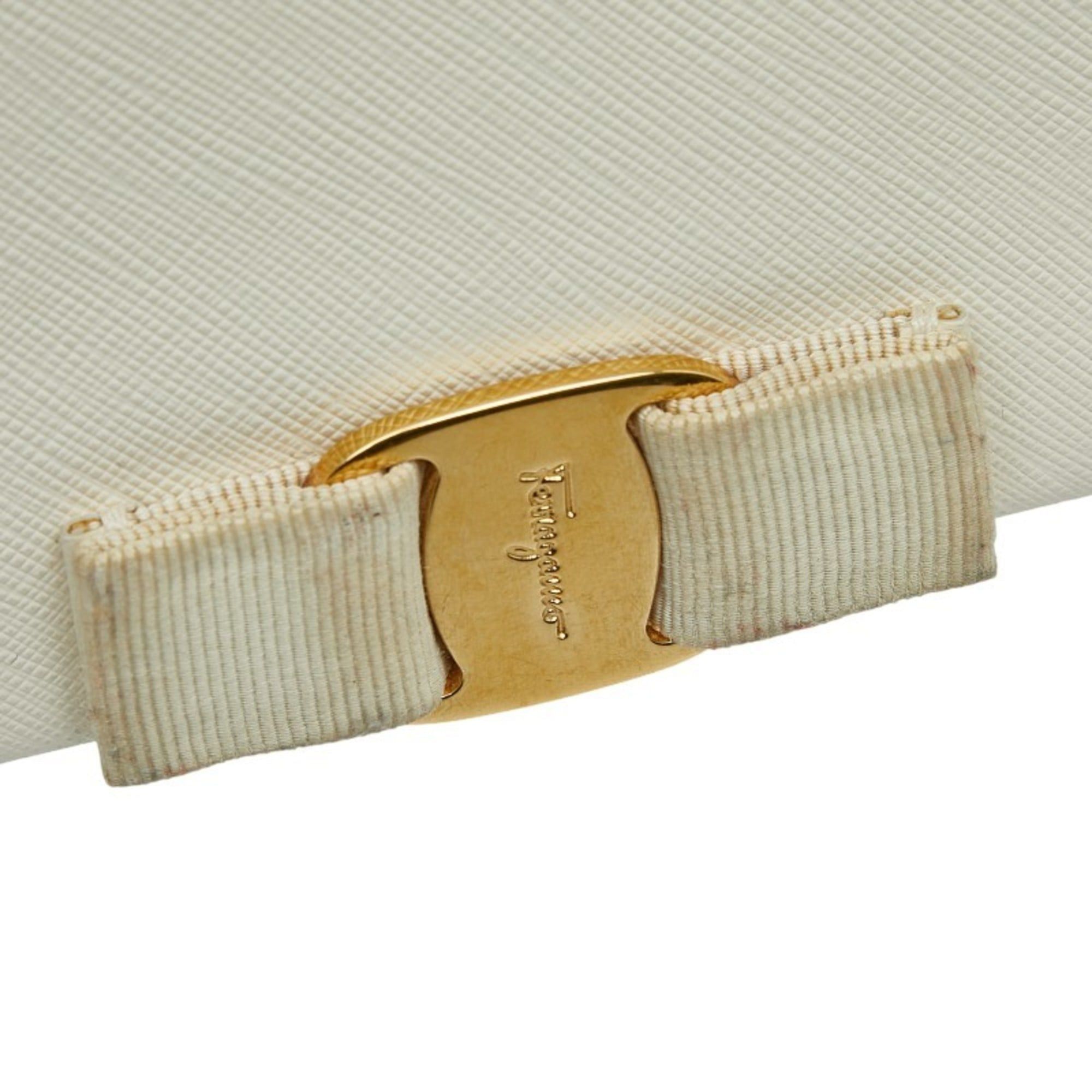 Salvatore Ferragamo Salvatore Ferragamo Vara Ribbon Chain Shoulder Bag AU-22 B558 White/Off-White Leather Women's Size ONE SIZE - 4 Thumbnail