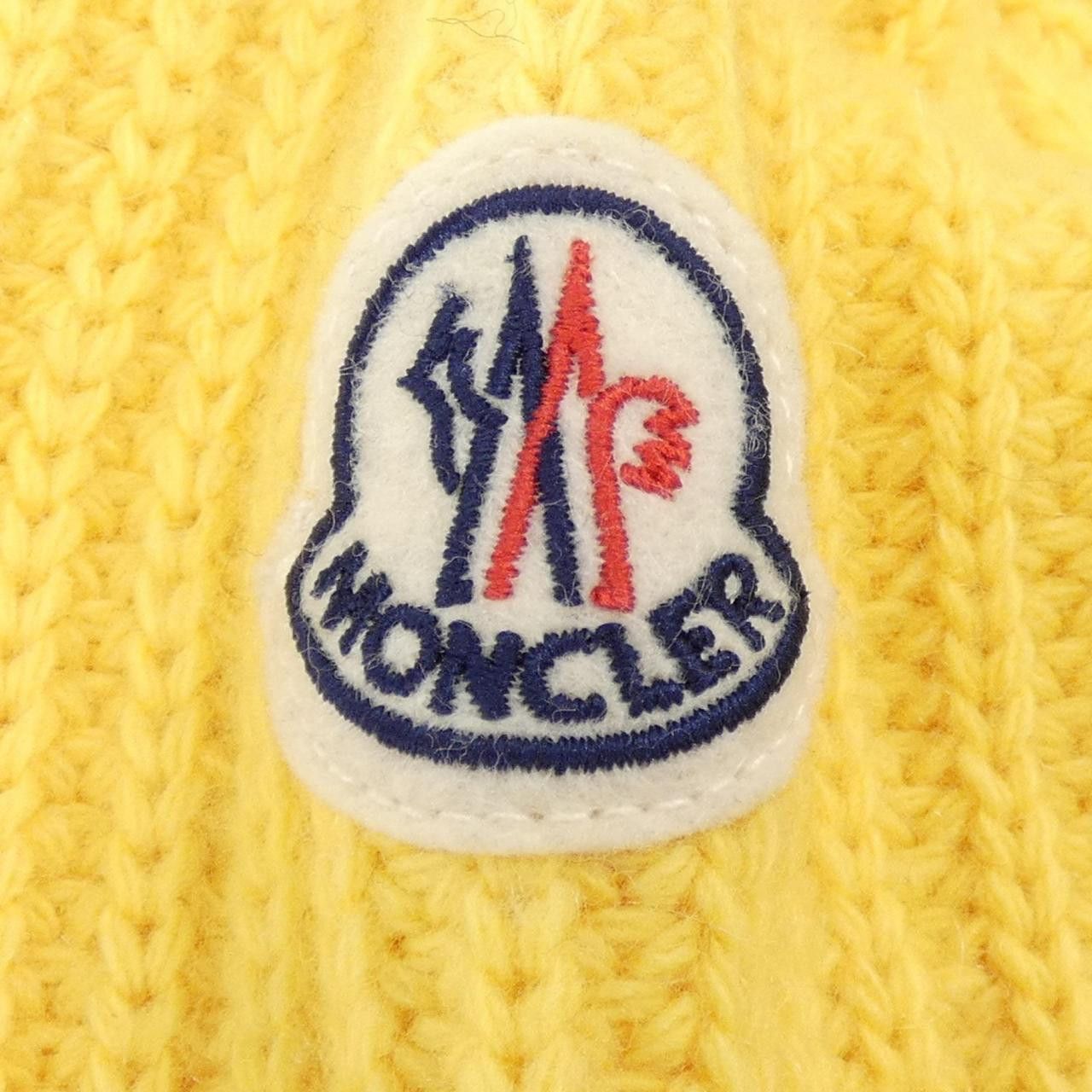 Moncler Moncler Moncler Knit Others Tops J20919C00007 M4281 DUTY FREE for USA Size ONE SIZE - 7 Thumbnail