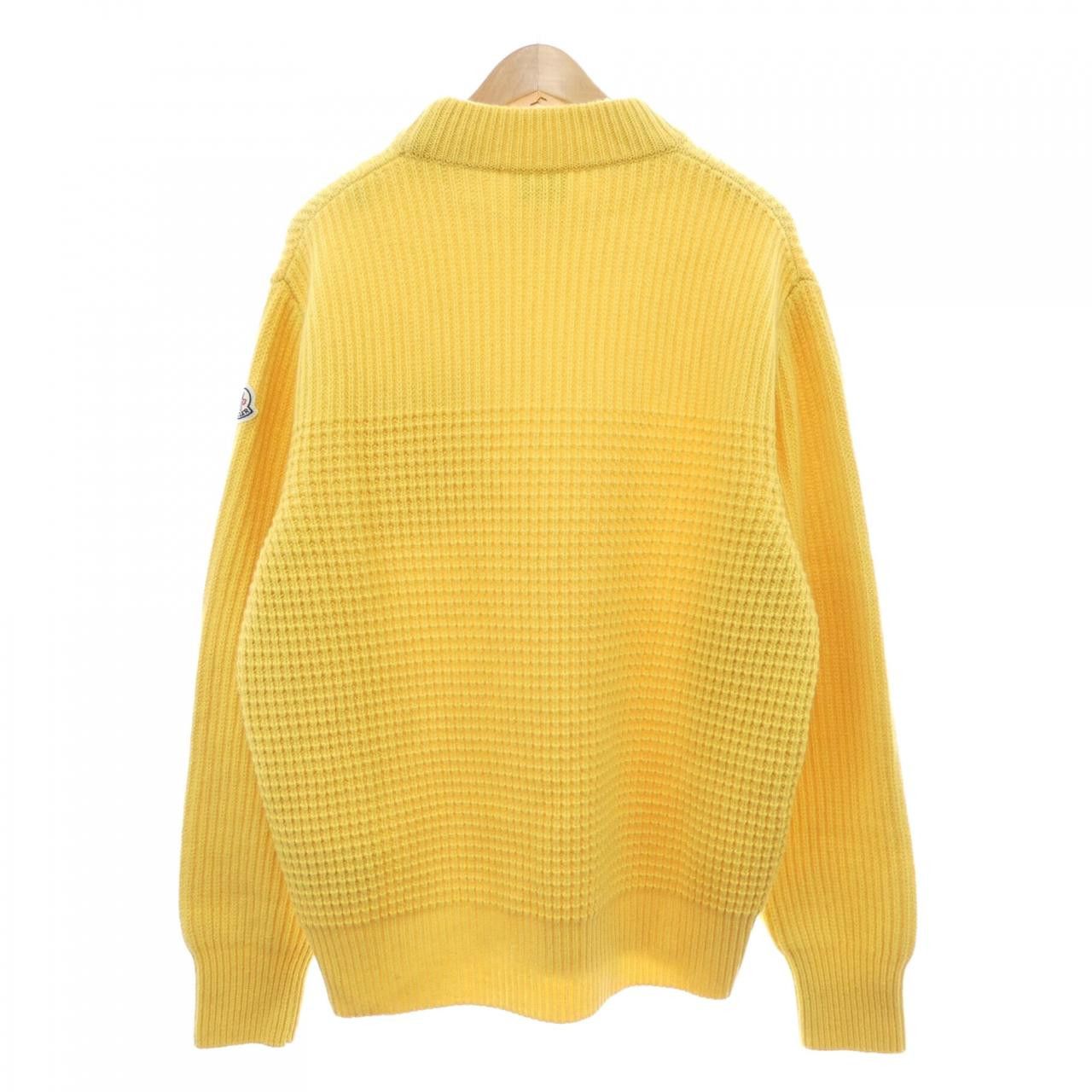 Moncler Moncler Moncler Knit Others Tops J20919C00007 M4281 DUTY FREE for USA Size ONE SIZE - 2 Thumbnail