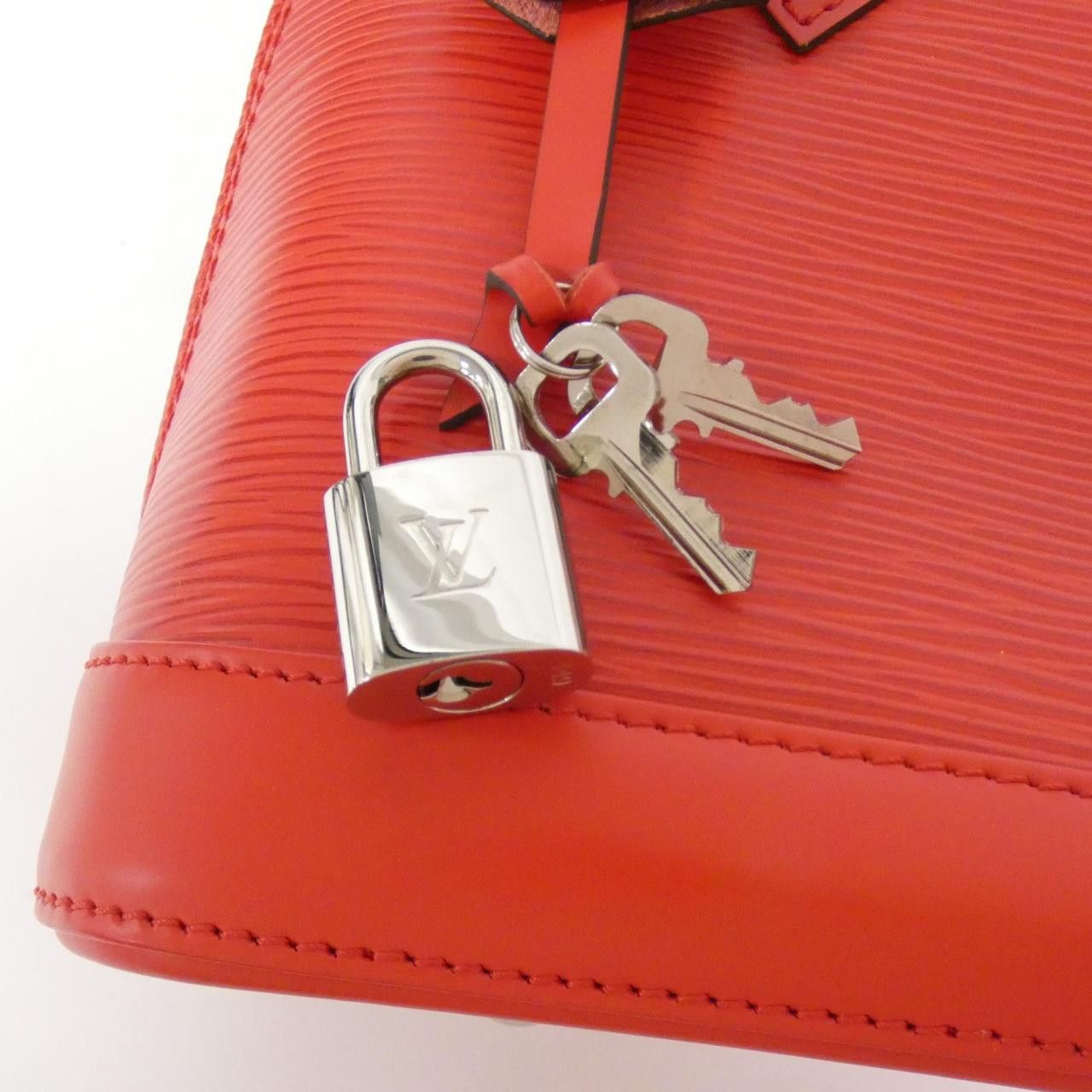 Louis Vuitton Louis Vuitton Louis Vuitton Alma BB Epi Calf Handbag Leather Handbag M41160 DUTY FREE for USA Size ONE SIZE - 7 Thumbnail