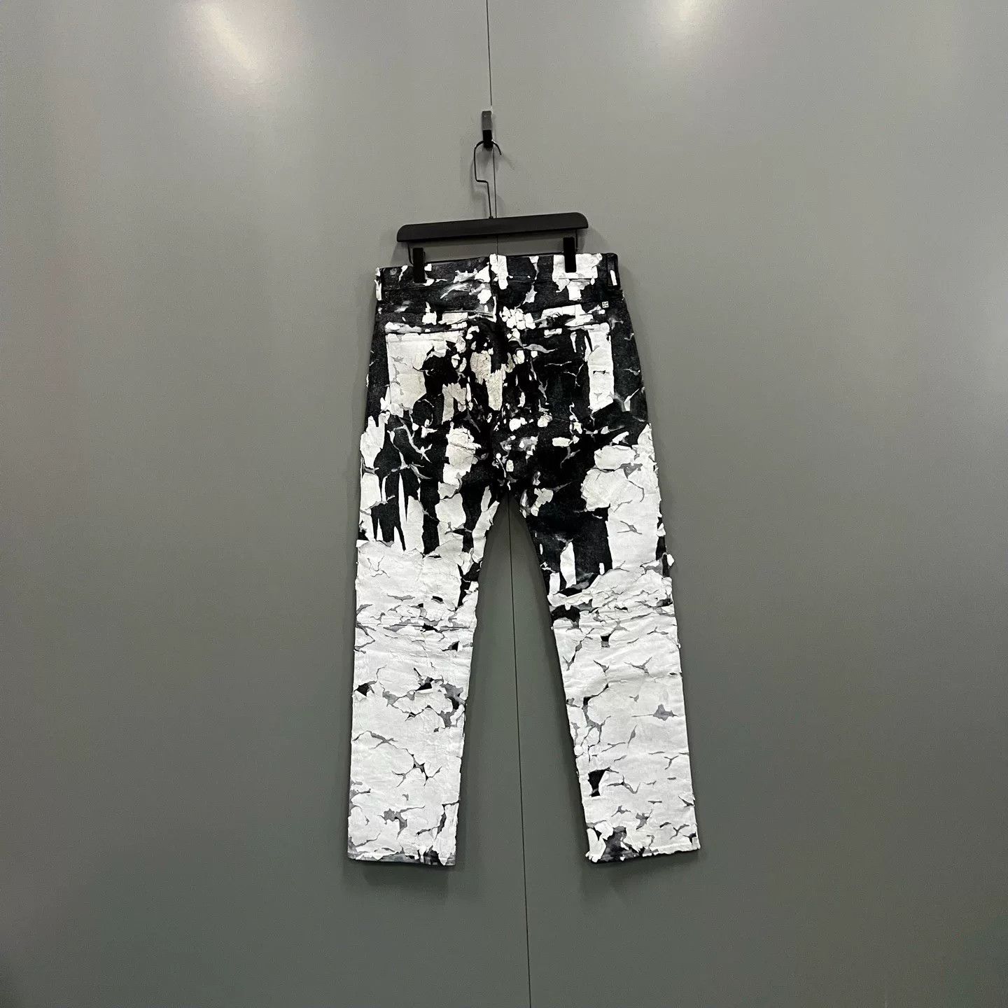 Givenchy Givenchy Distressed Artistic Zipper Denim Pants Size US 33 - 2 Thumbnail