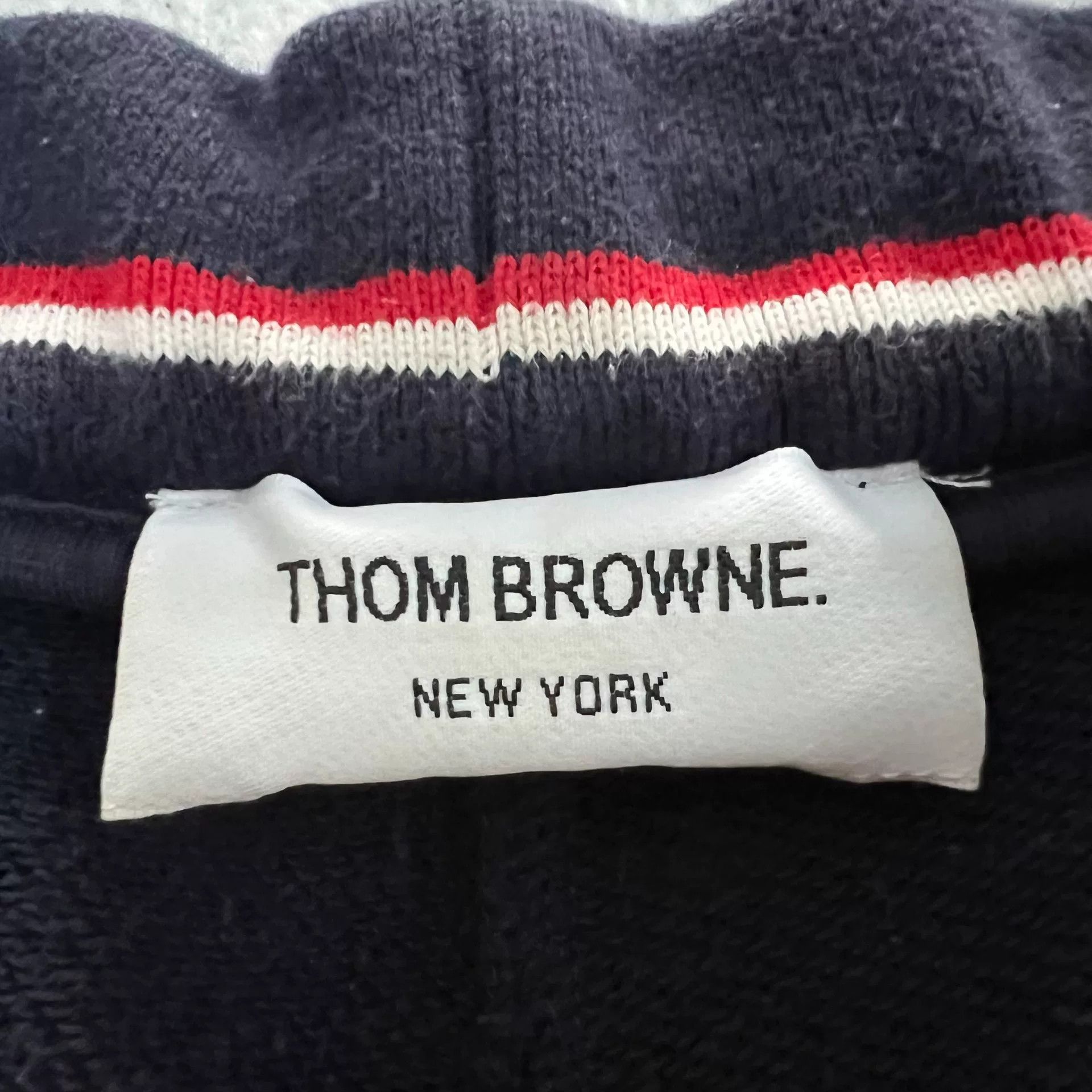 Thom Browne thom browne navy stripe shorts size 3 Size US 32 / EU 48 - 3 Thumbnail