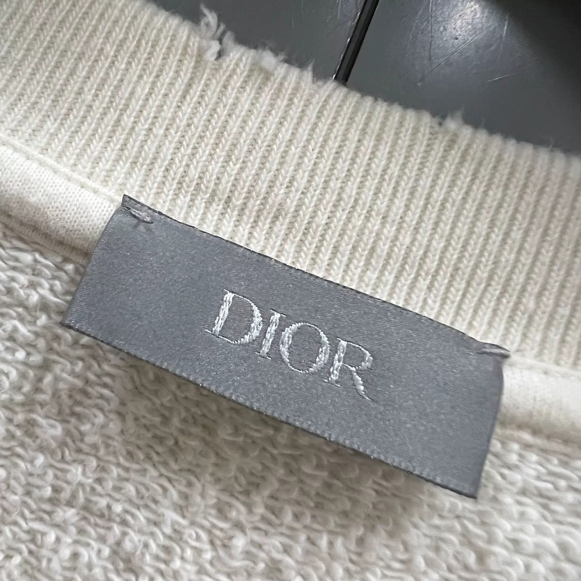 Dior dior logo embroidered sweatshirt in beige Size US XL / EU 56 / 4 - 2 Thumbnail