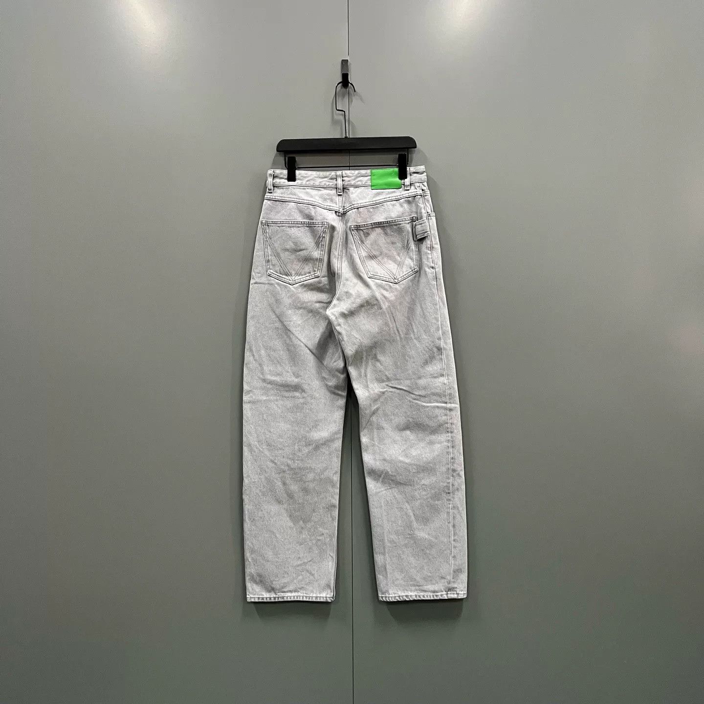 Bottega Veneta Bottega Veneta Gray Logo Patch Denim Pants Size US 36 / EU 52 - 2 Thumbnail