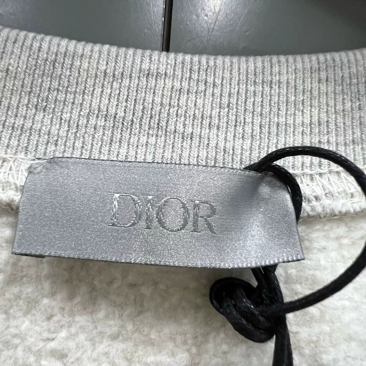 Dior dior gray logo embroidered sweatshirt size L Size US L / EU 52-54 / 3 - 5 Thumbnail