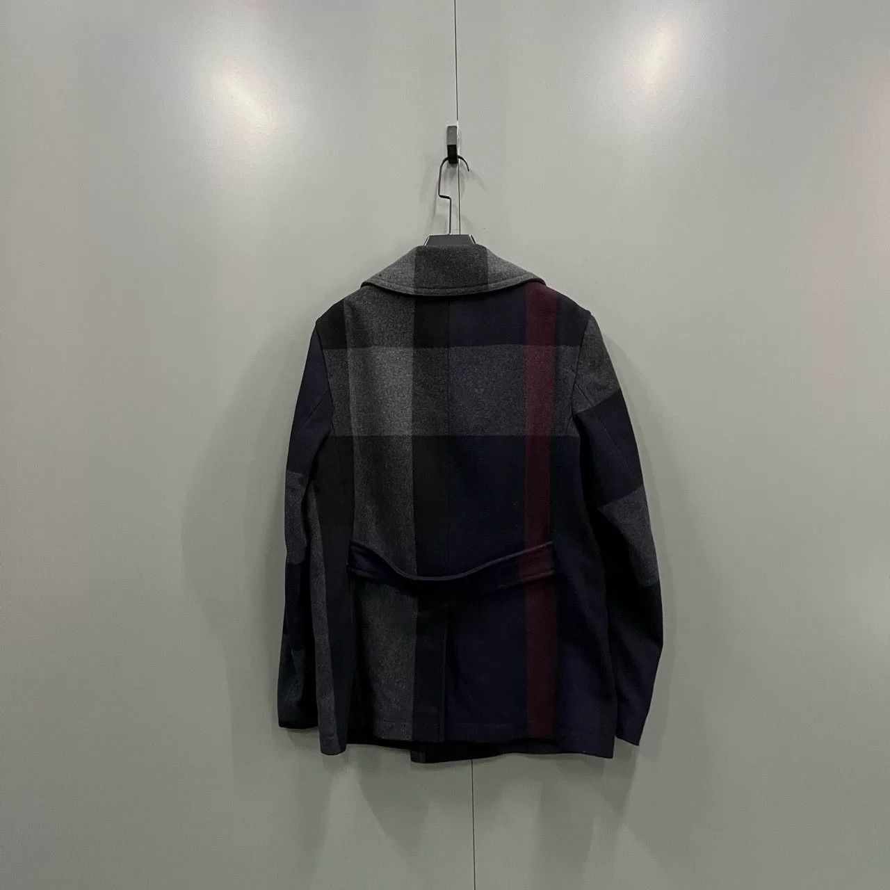 Burberry burberry check patterned coat in large size Size US L / EU 52-54 / 3 - 2 Thumbnail