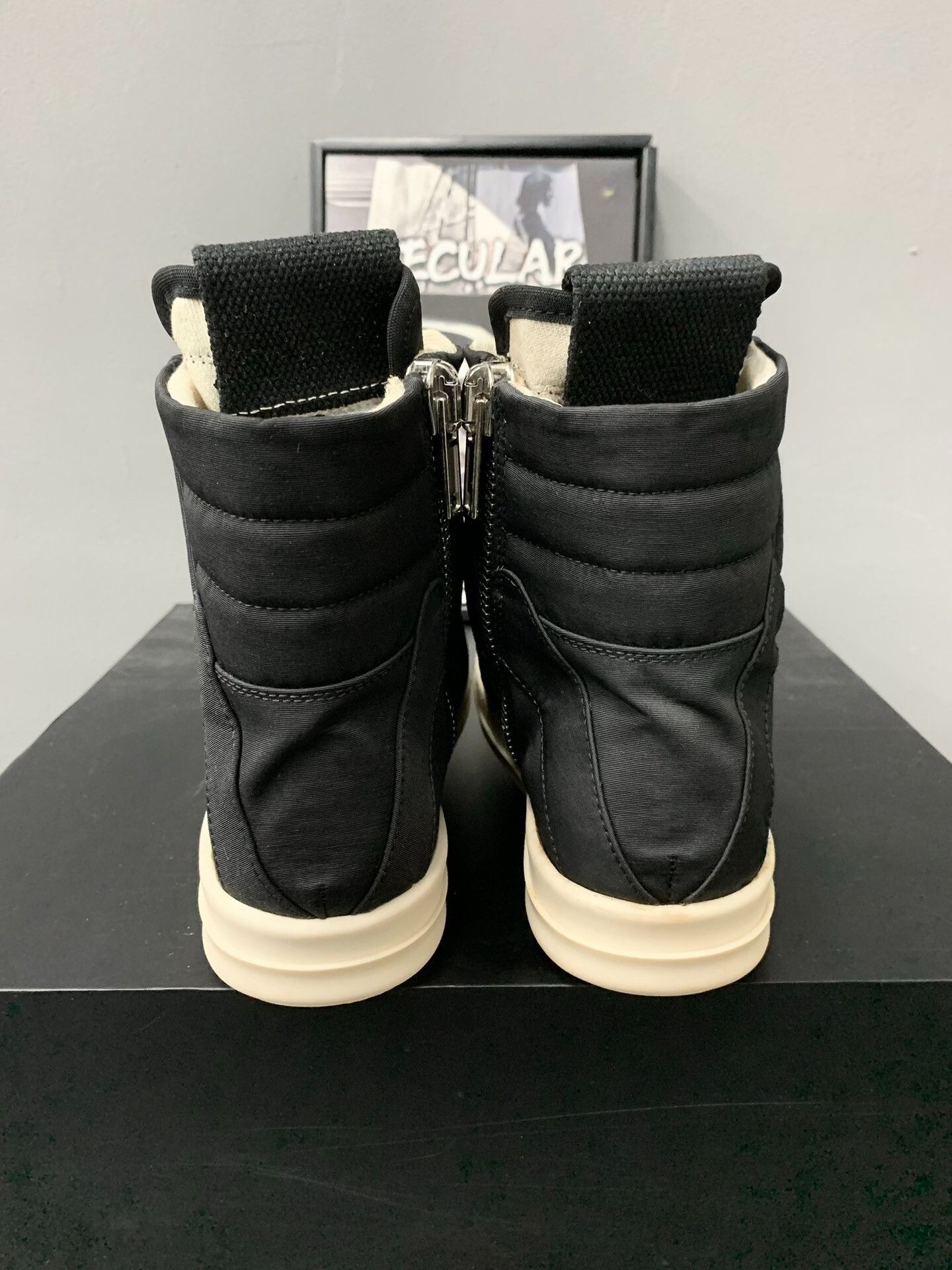Rick Owens rick owens high-top black and white boots Size US 6 / EU 39 - 6 Thumbnail
