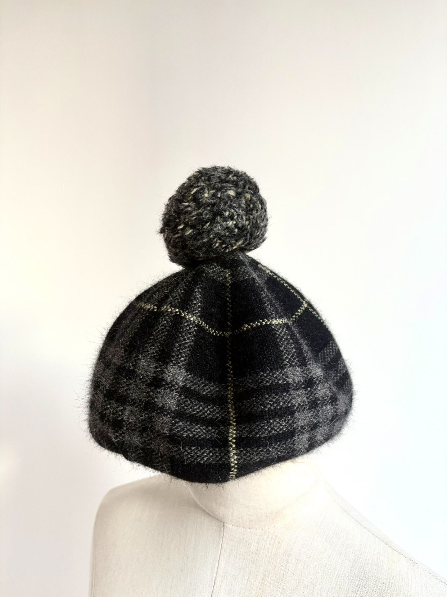 Vivienne Westwood vivienne westwood gray and black beret hat Size ONE SIZE - 2 Thumbnail
