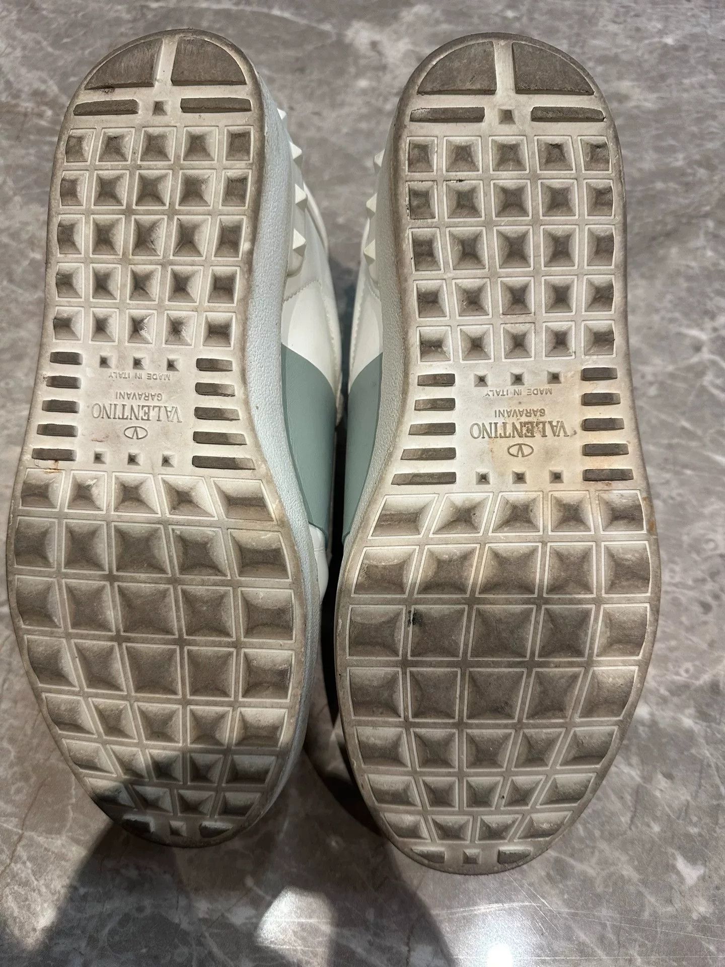 Valentino valentino vltn limited edition sneakers Size US 7 / EU 40 - 7 Thumbnail