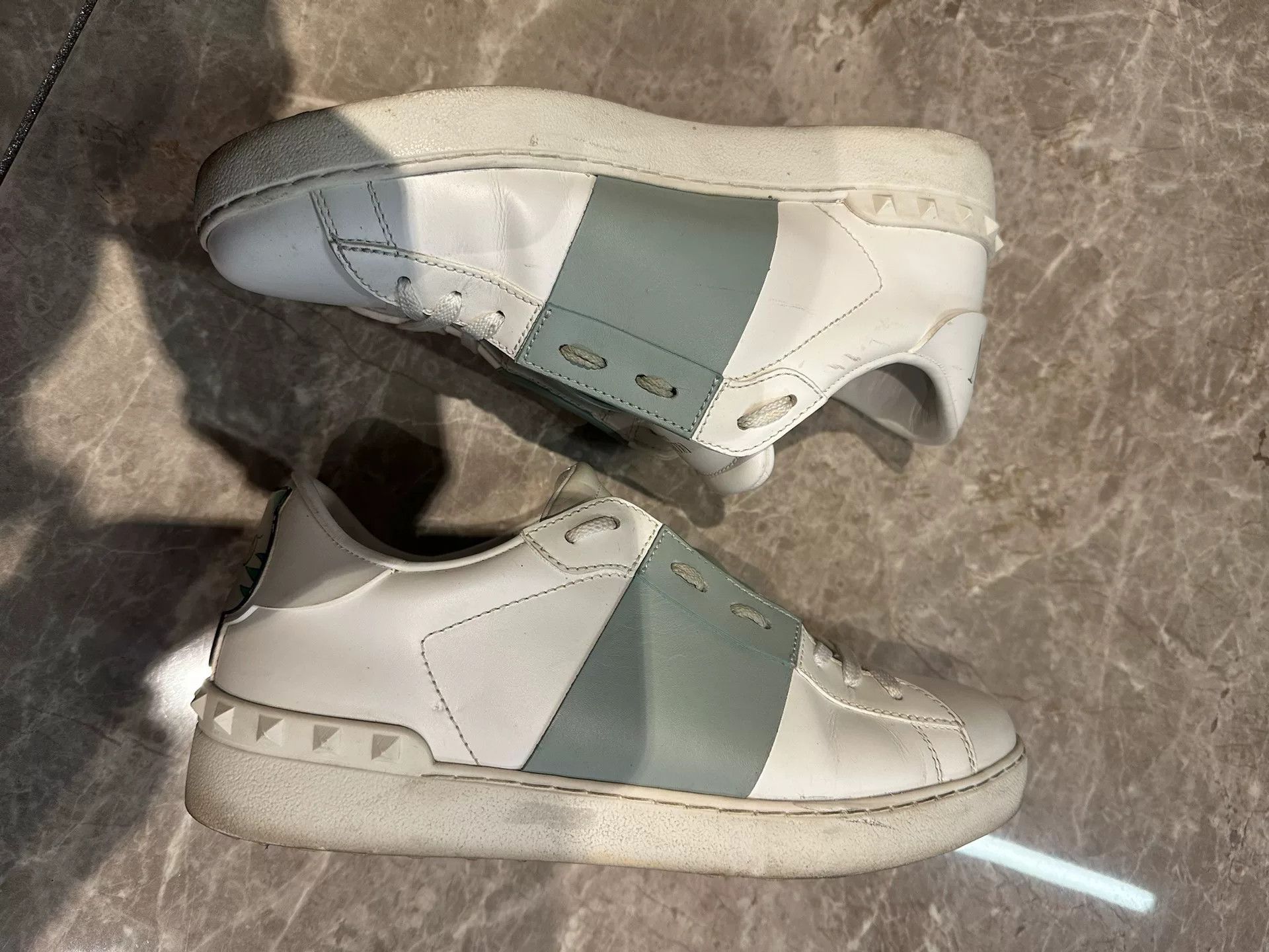 Valentino valentino vltn limited edition sneakers Size US 7 / EU 40 - 4 Thumbnail