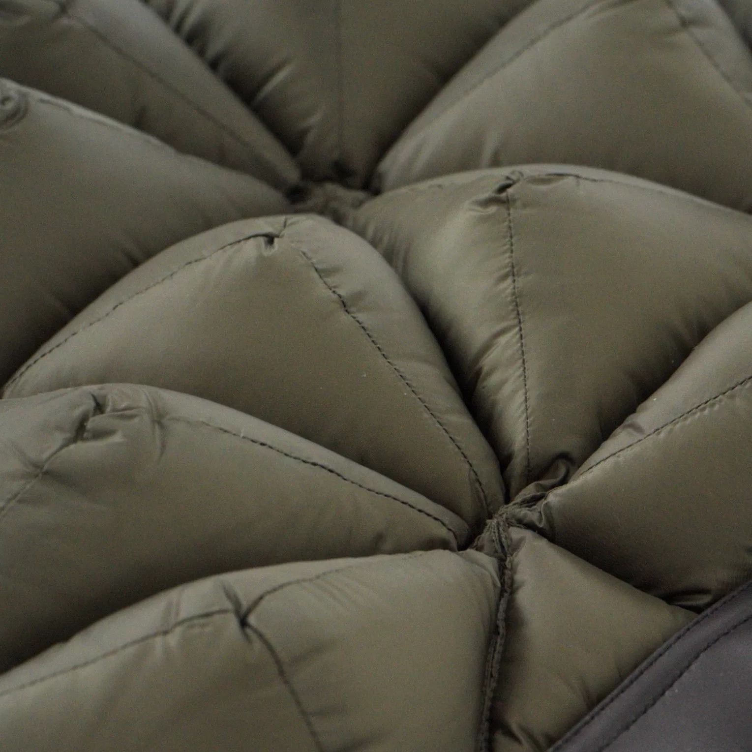 Moncler Genius moncler x pharrell lightweight padded vest Size US M / EU 48-50 / 2 - 7 Thumbnail